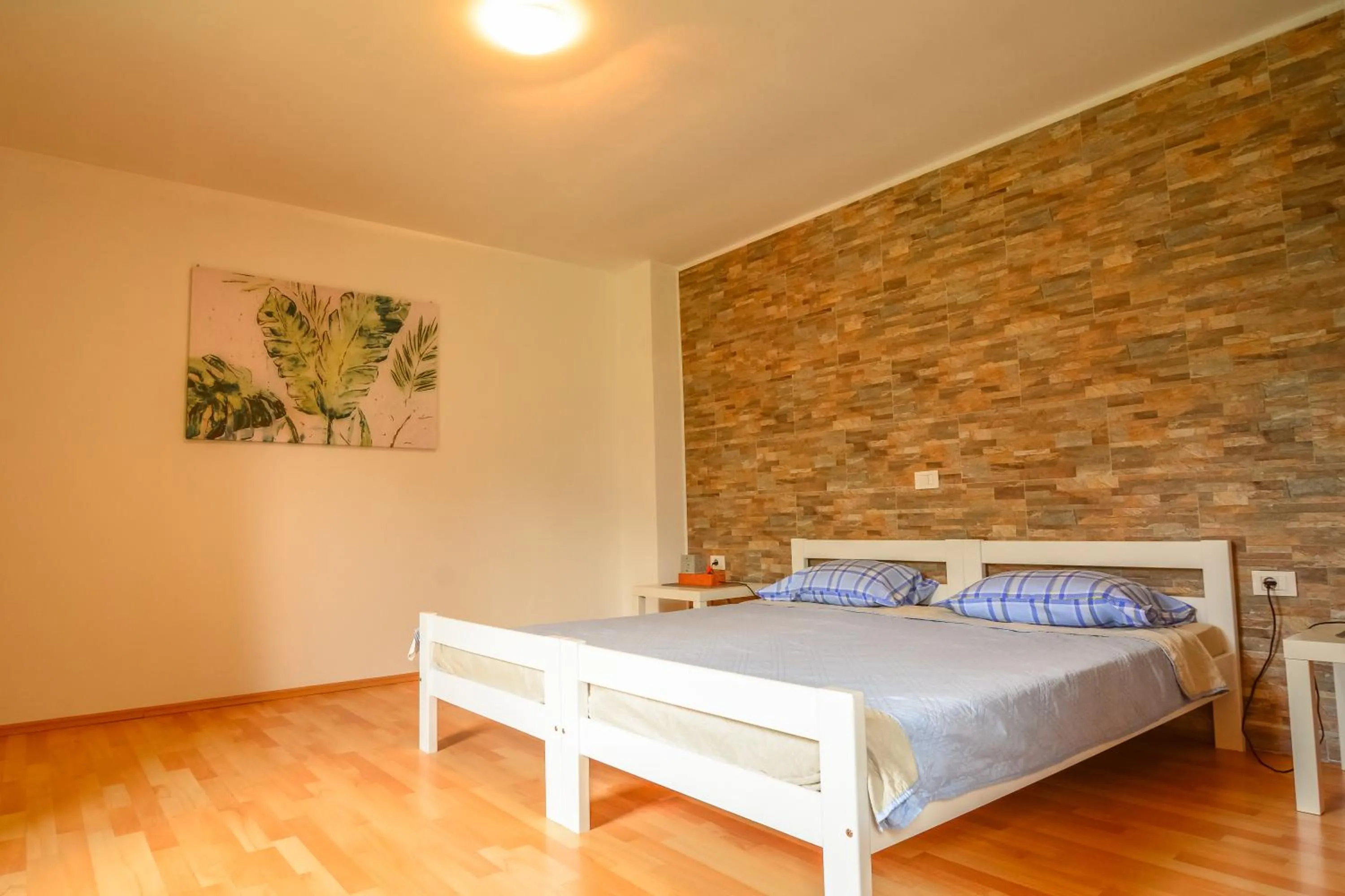 Apartma M&R