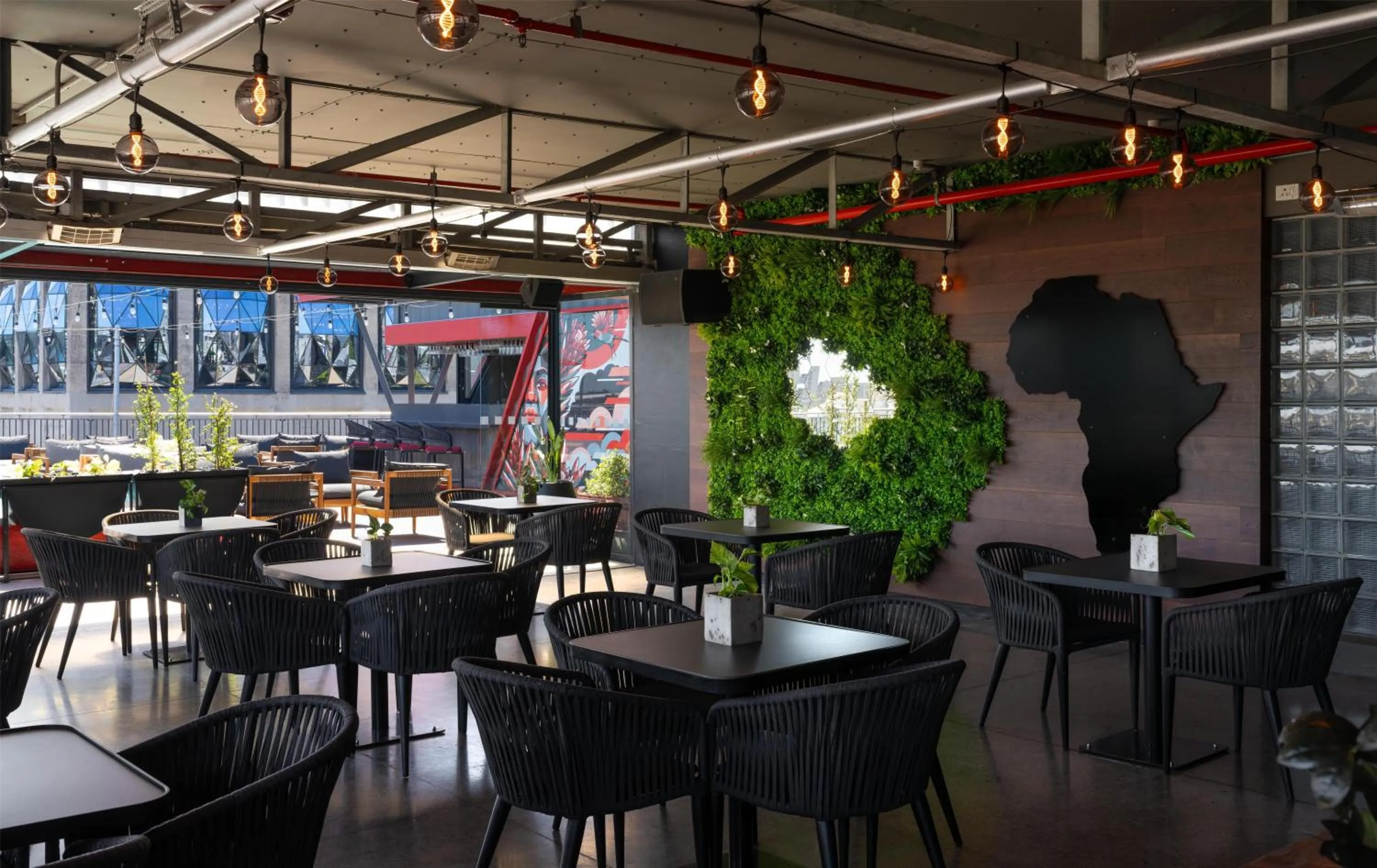 Restaurant/places to eat in Radisson RED Hotel V&A Waterfront Cape Town