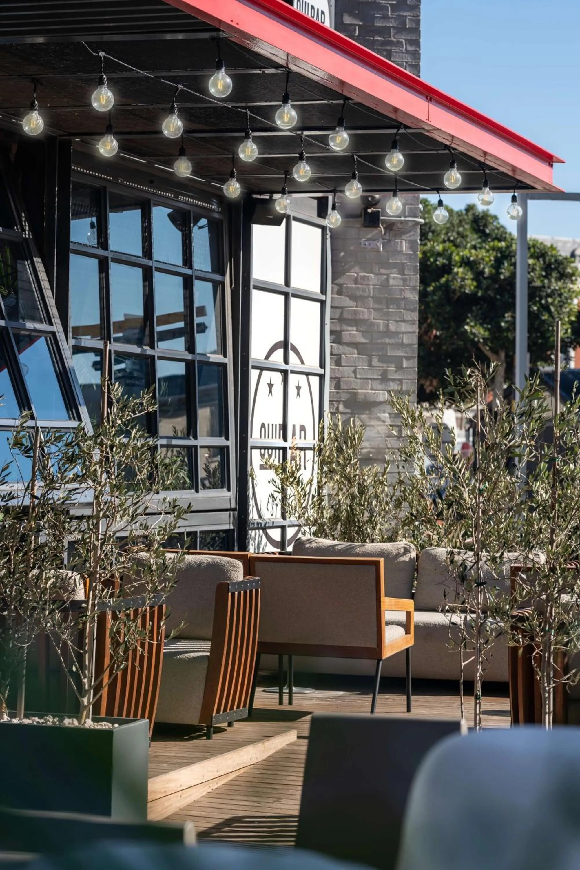 Restaurant/places to eat in Radisson RED Hotel V&A Waterfront Cape Town