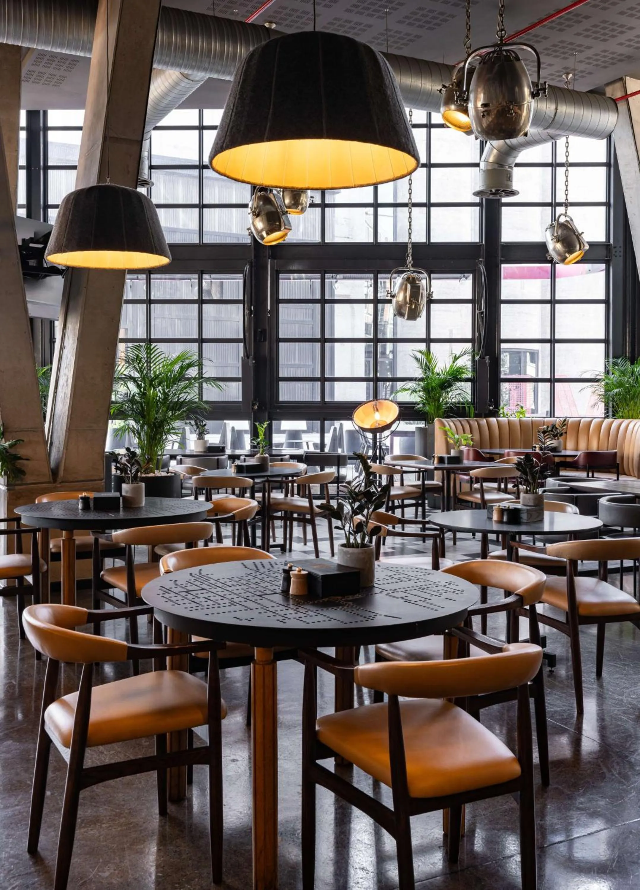 Restaurant/places to eat in Radisson RED Hotel V&A Waterfront Cape Town