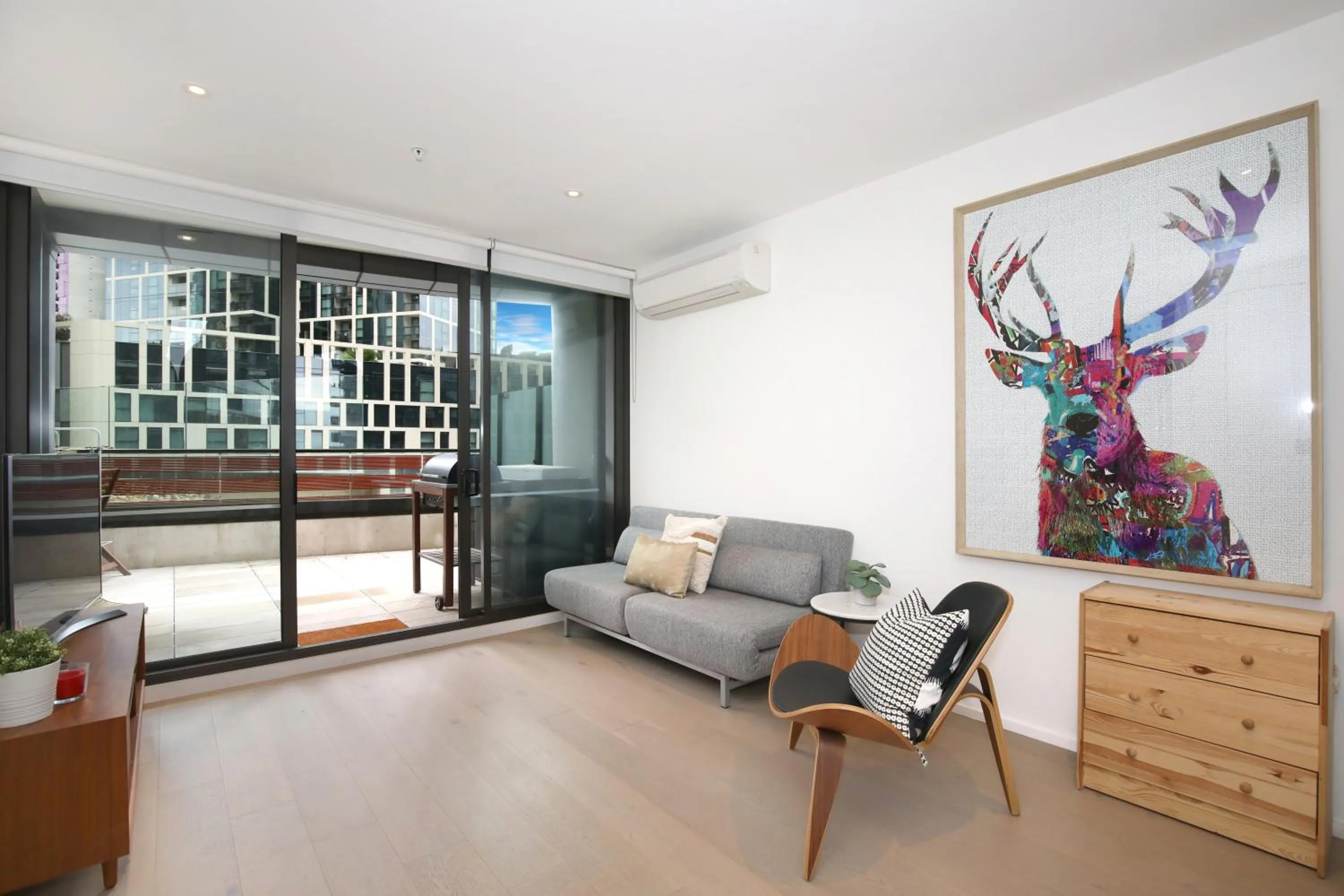 Living room in Orange Stay Apartments