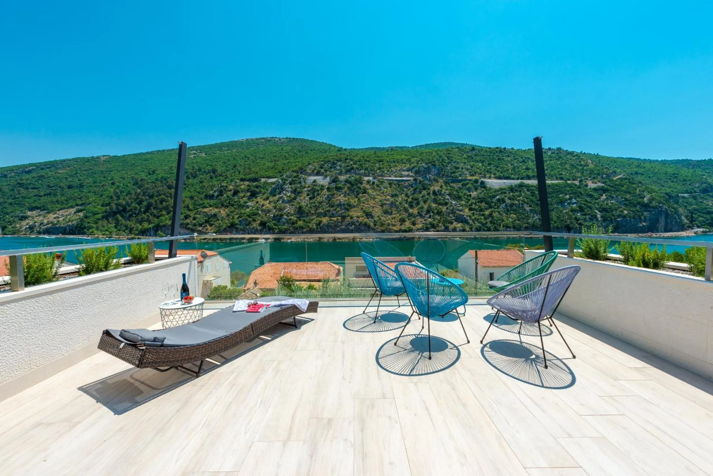 Villa Lu sea view & SPA