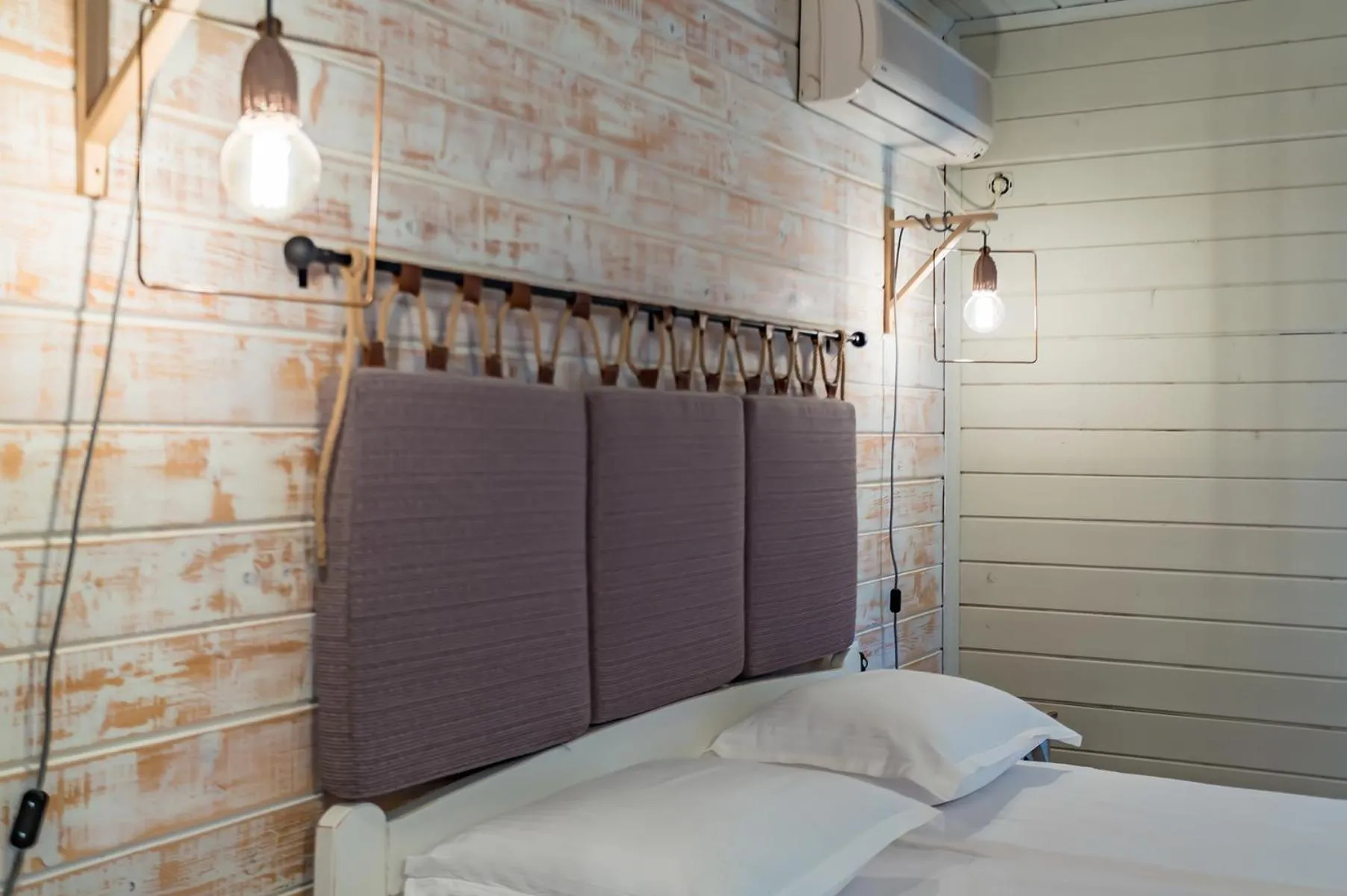 Bed in St Anastasia Hotel