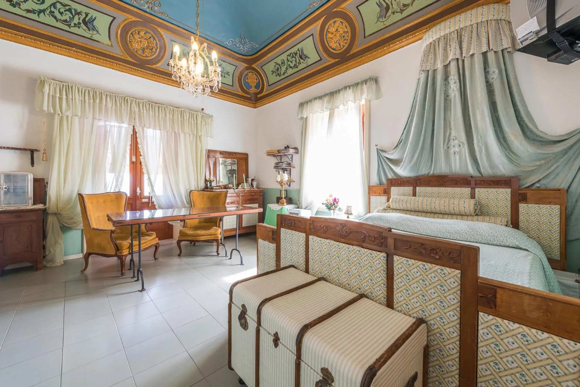 Photo of the whole room, Bed in Villa Mariella Pittorino - camere in B&B
