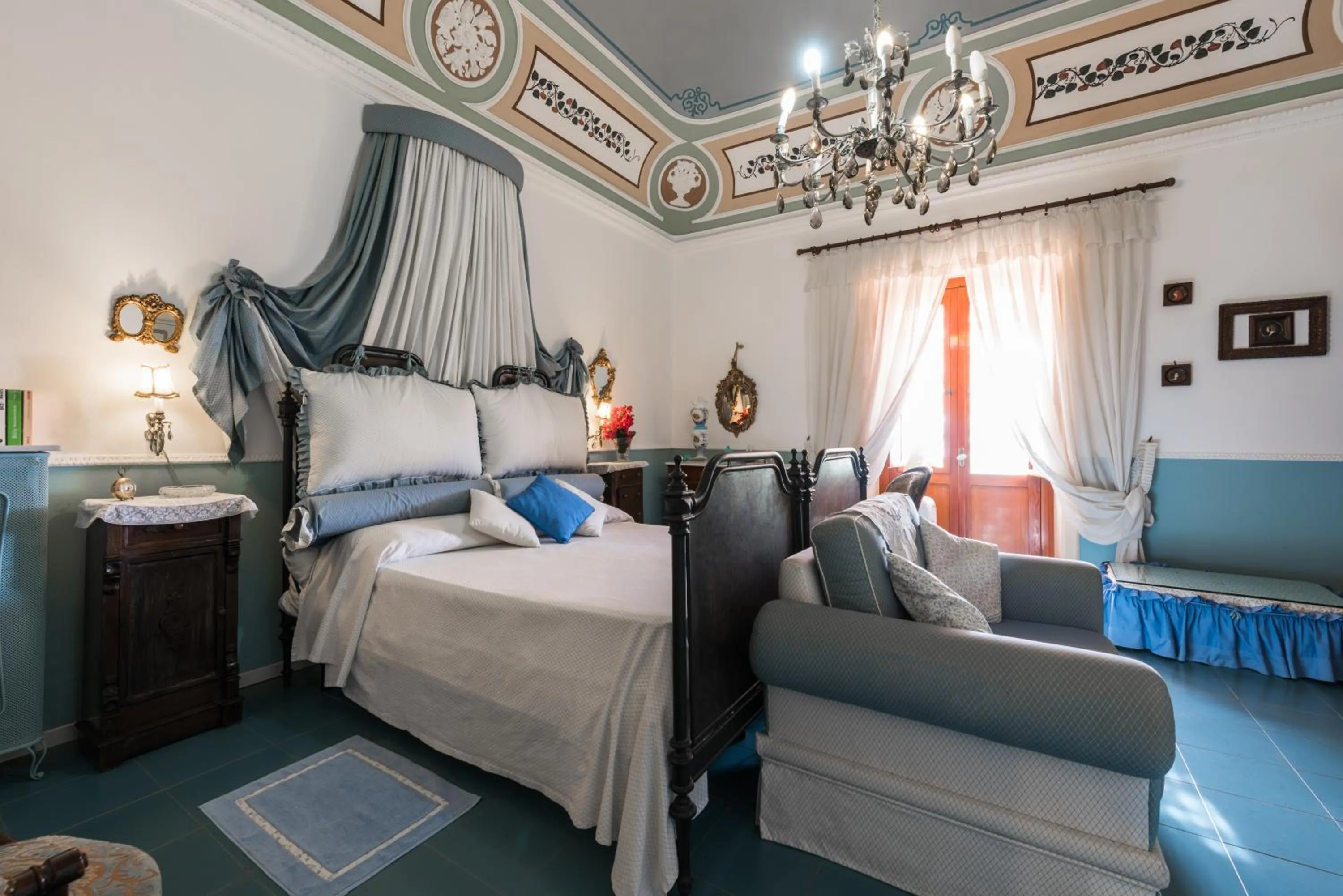 Bed in Villa Mariella Pittorino - camere in B&B