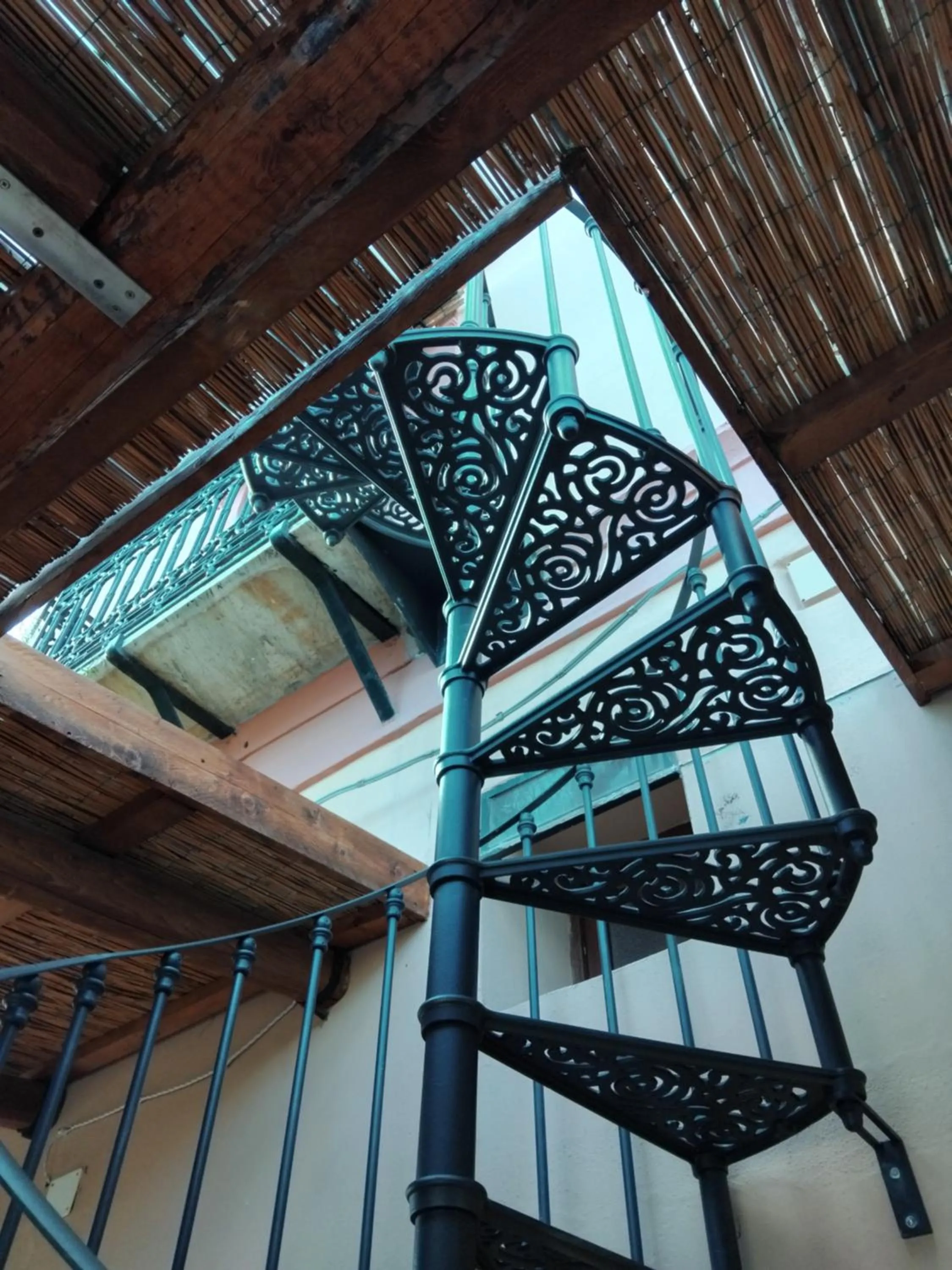 Facade/entrance in Villa Mariella Pittorino - camere in B&B