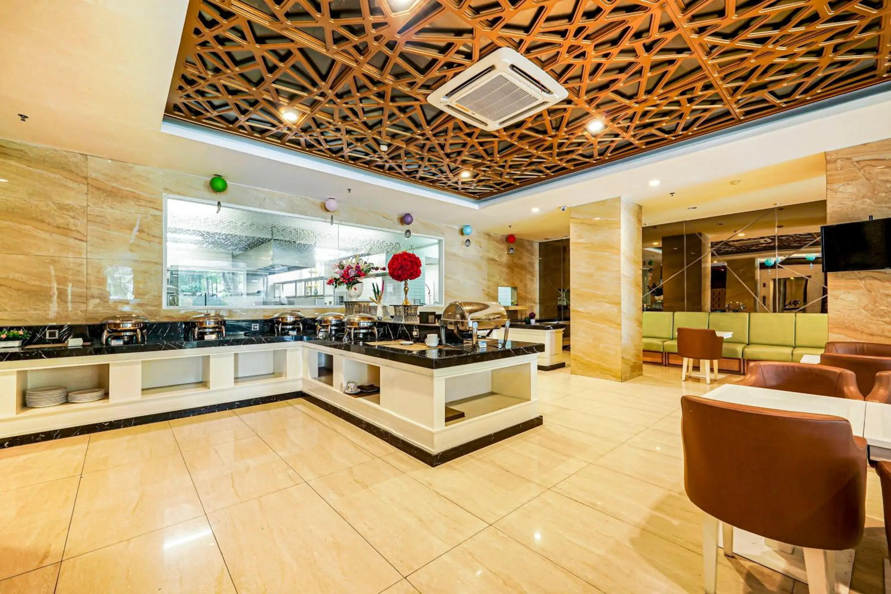 Restaurant/places to eat in Sunerra Express Grand Viveana Bandung Restaurant/places to eat in Sunerra Express Grand Viveana Bandung