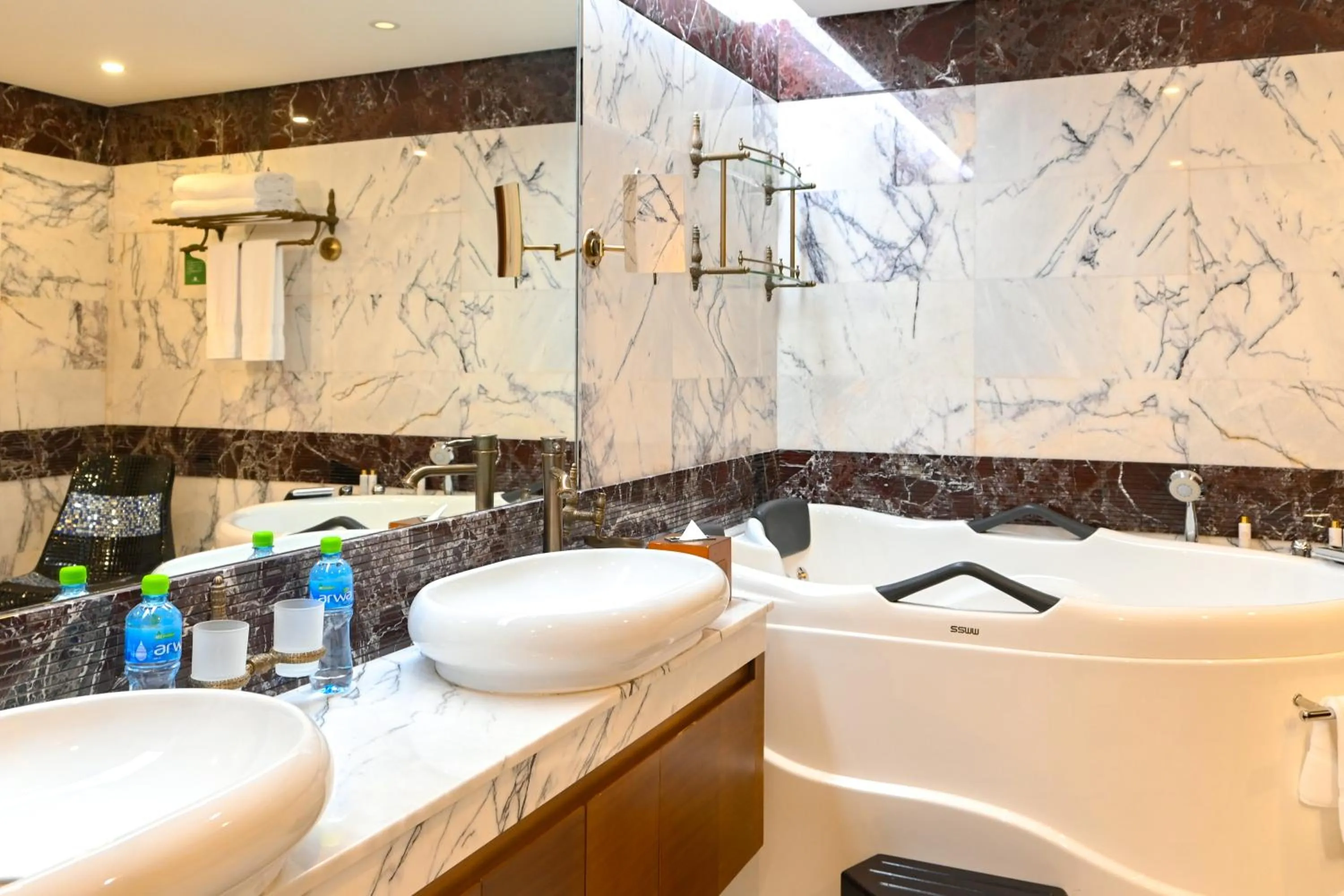 Bath in Palavra Resort