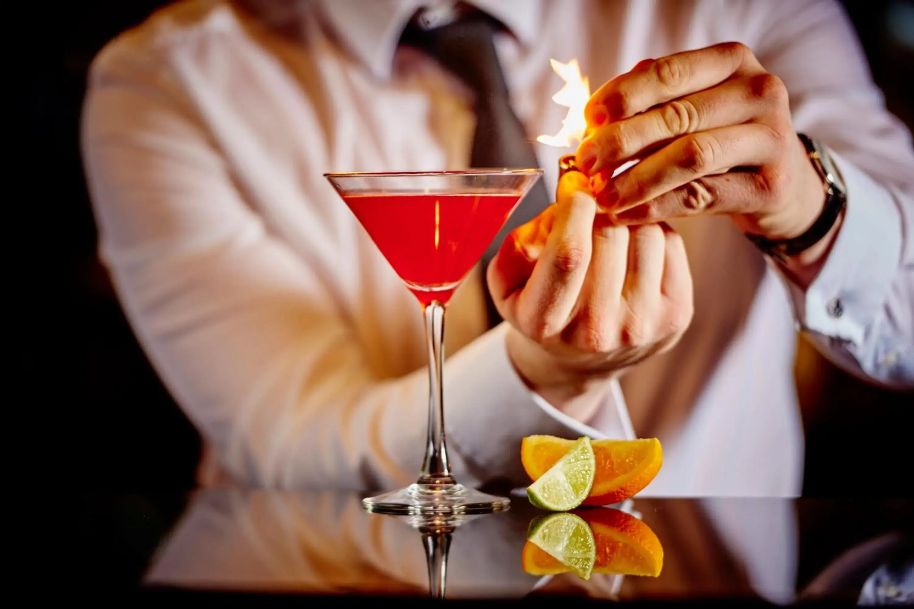 Lounge or bar in Hotel Indigo - Cardiff by IHG Lounge or bar in Hotel Indigo - Cardiff by IHG