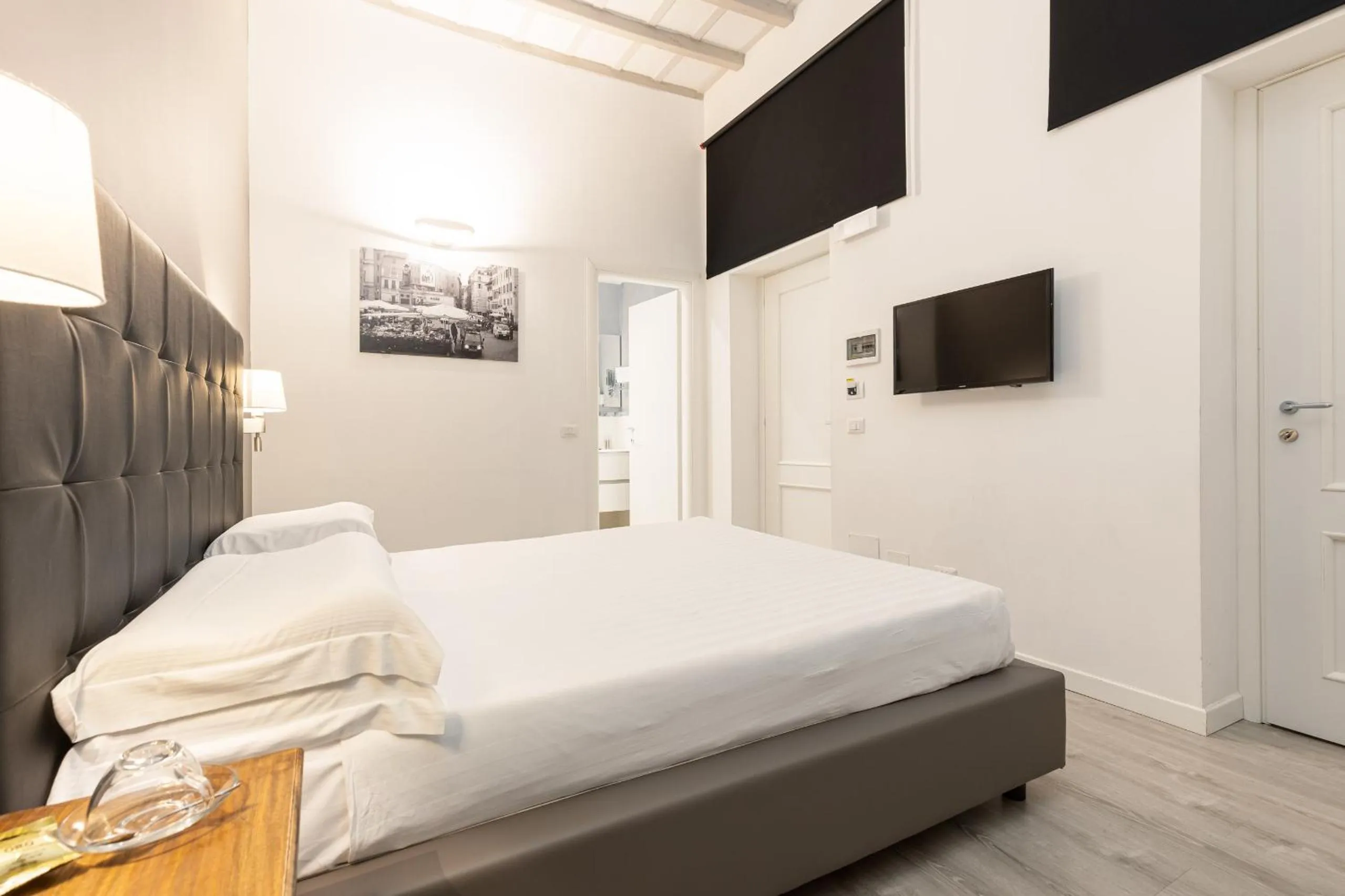 Bedroom, Bed in Spagna Boutique