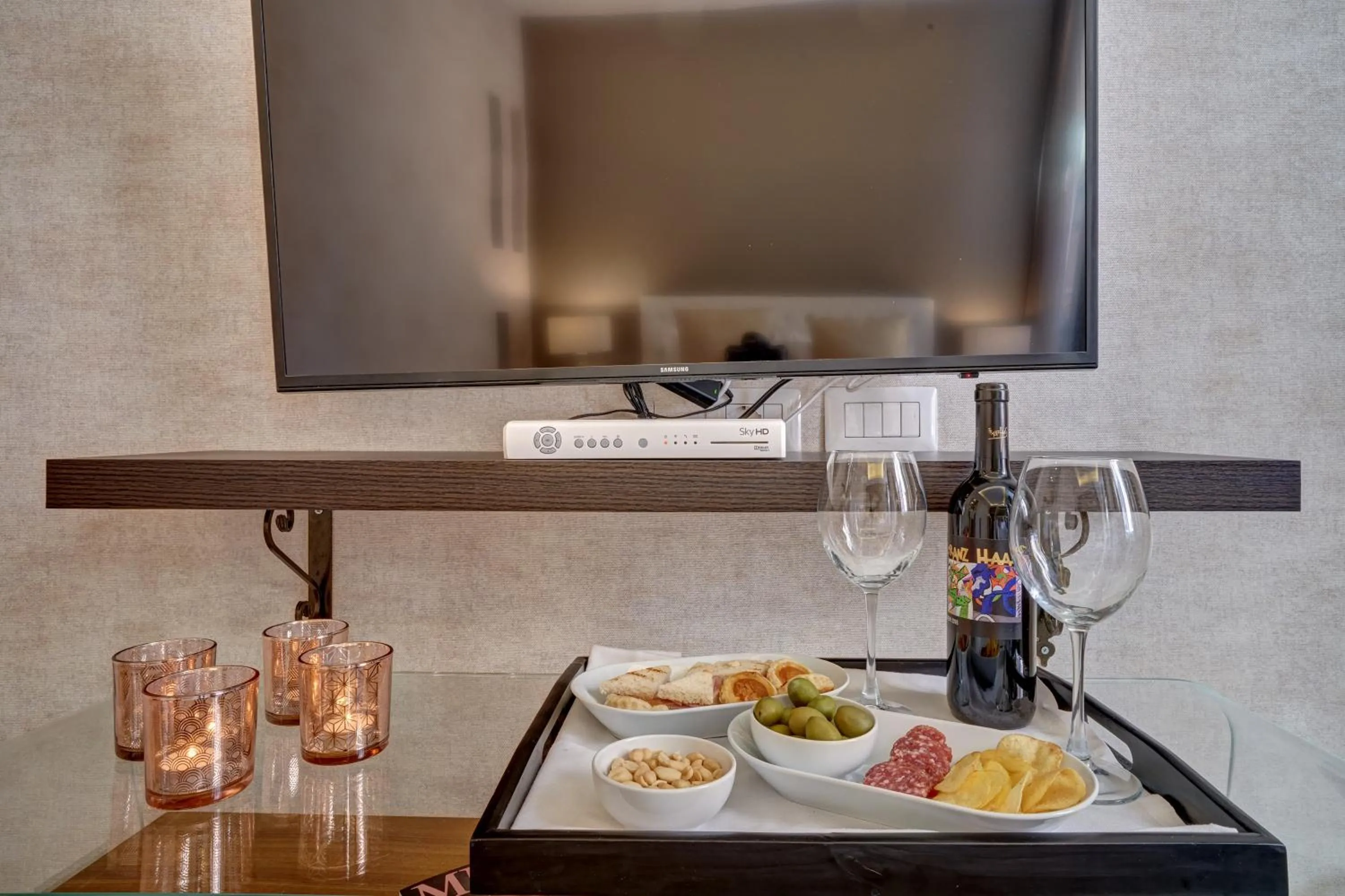 Food and drinks in Spagna Boutique