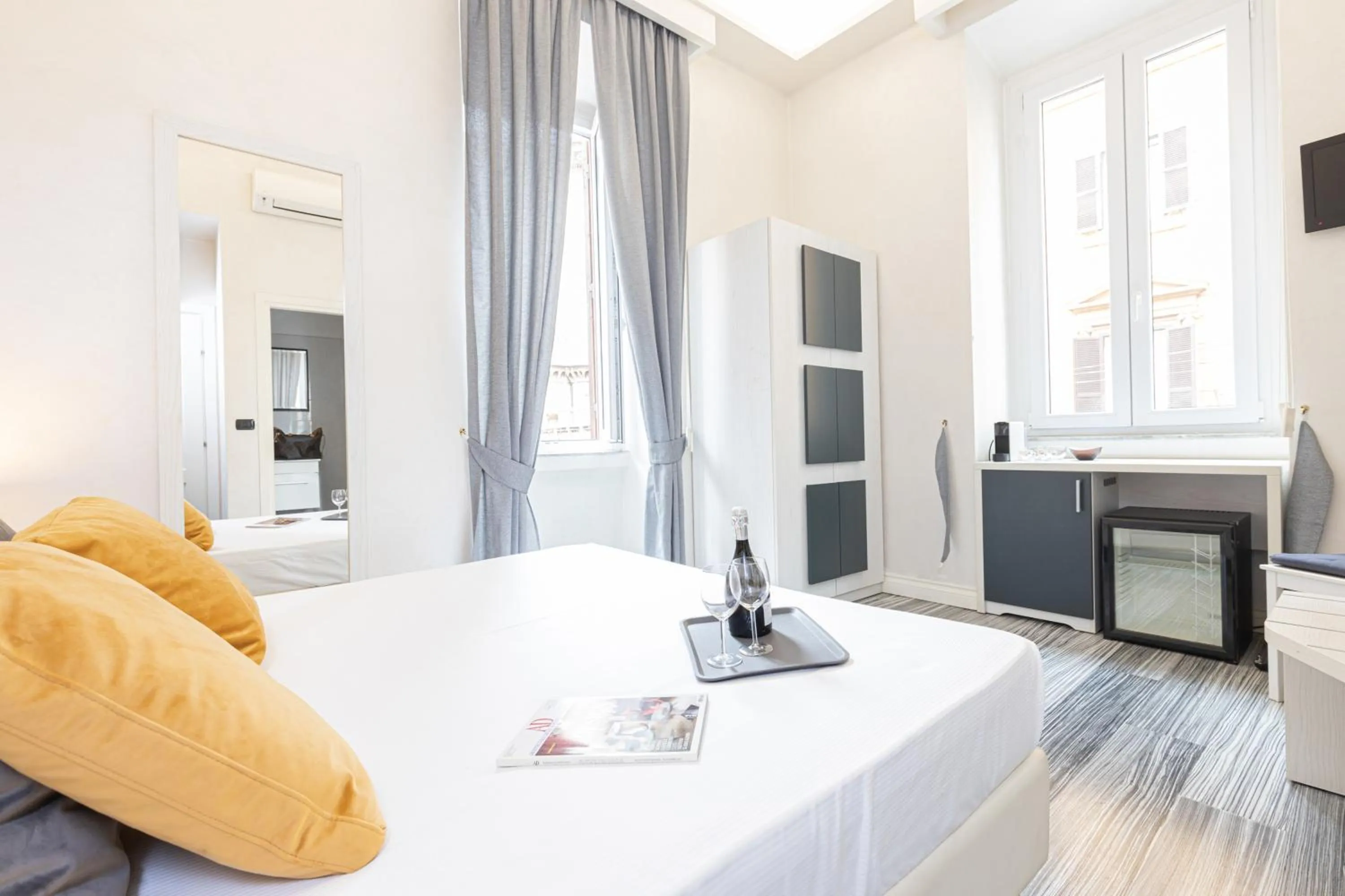 Bedroom, Bed in Spagna Boutique