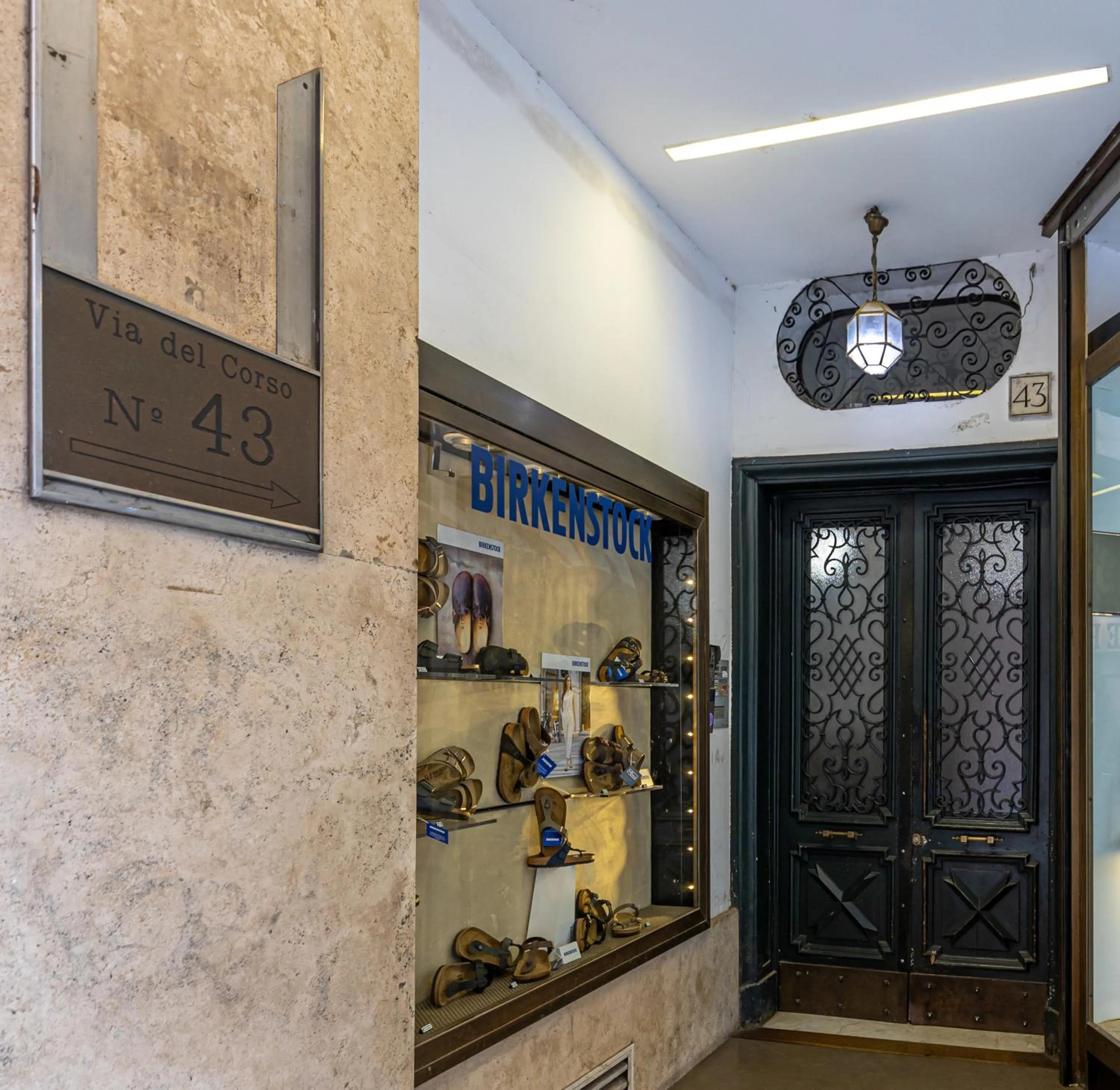 Property logo or sign in Spagna Boutique