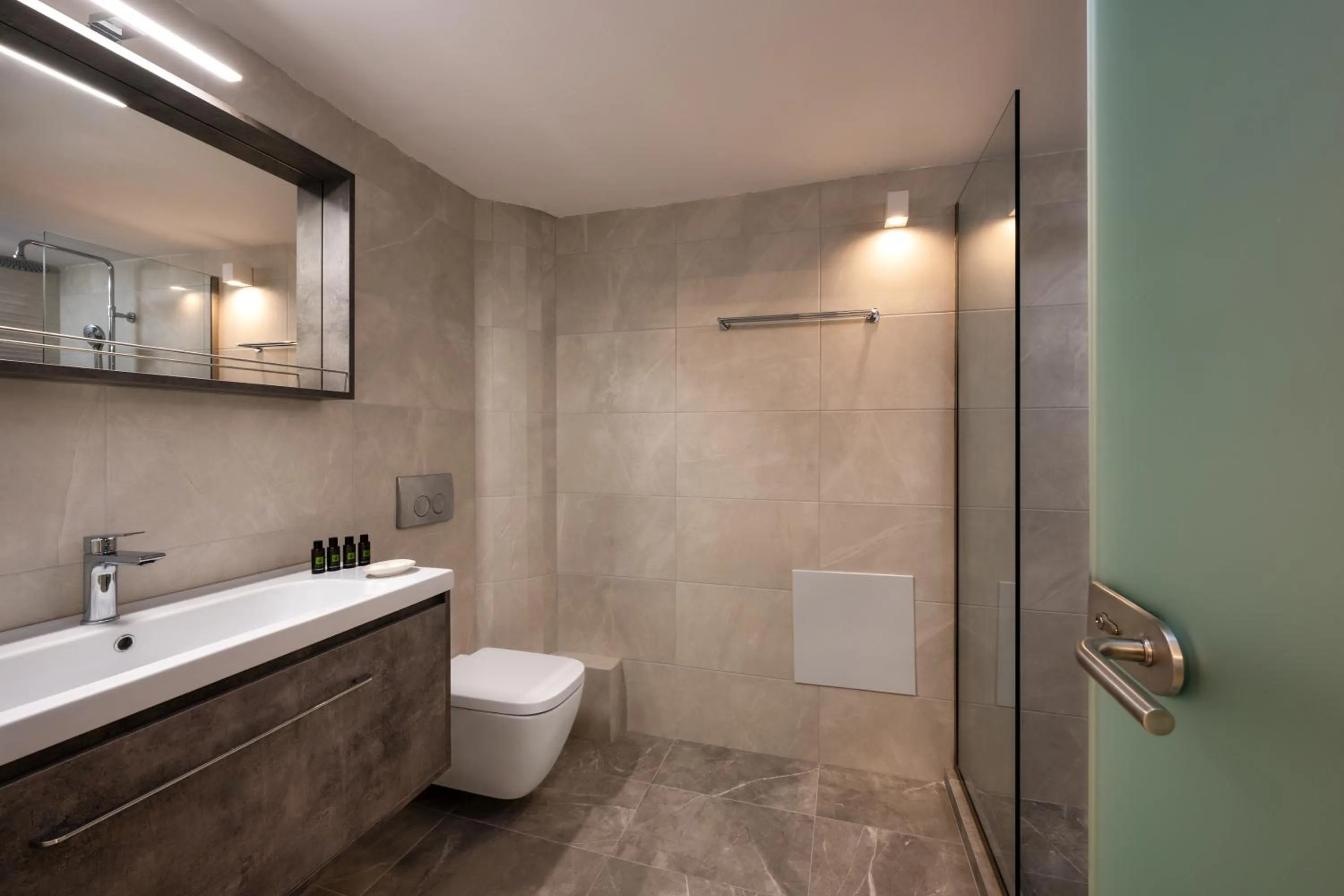 Bathroom in Villa Thiranthemis