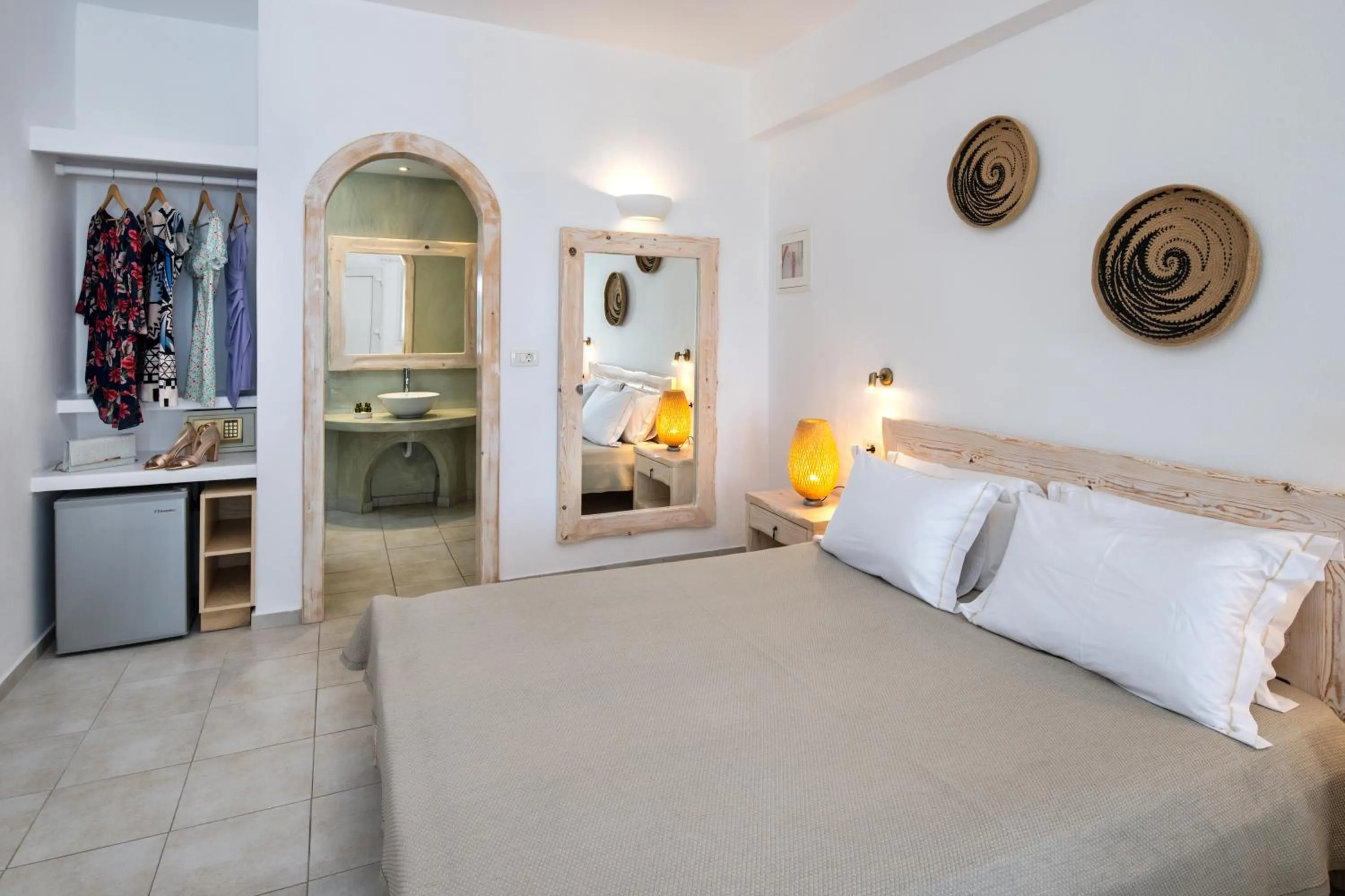 Bedroom, Bed in Villa Thiranthemis