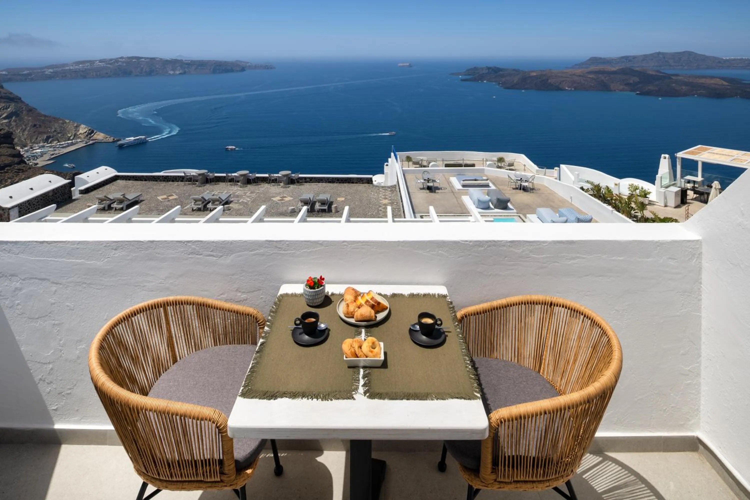 Sea view in Villa Thiranthemis