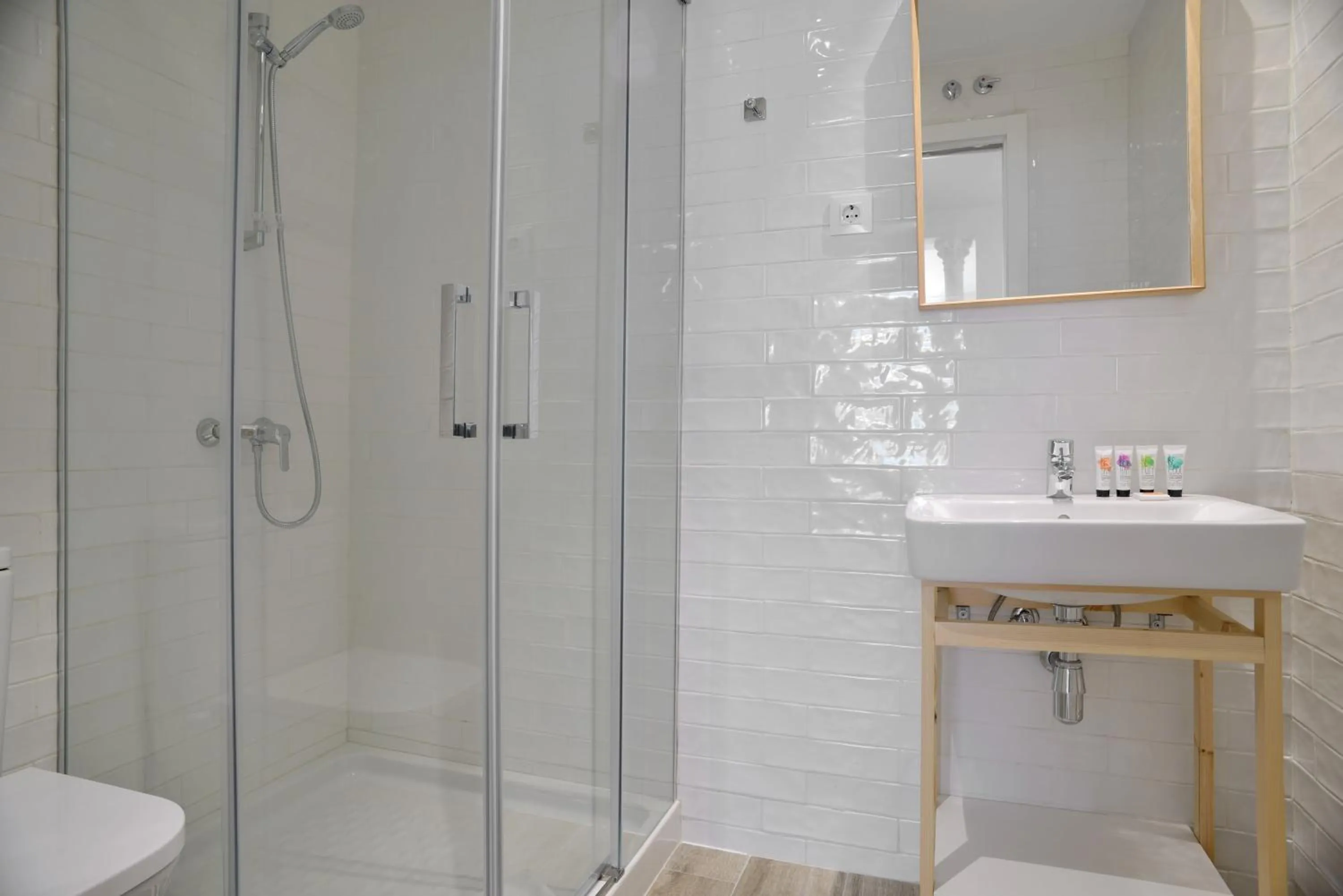 Property building in nQn Aparts & Suites Madrid