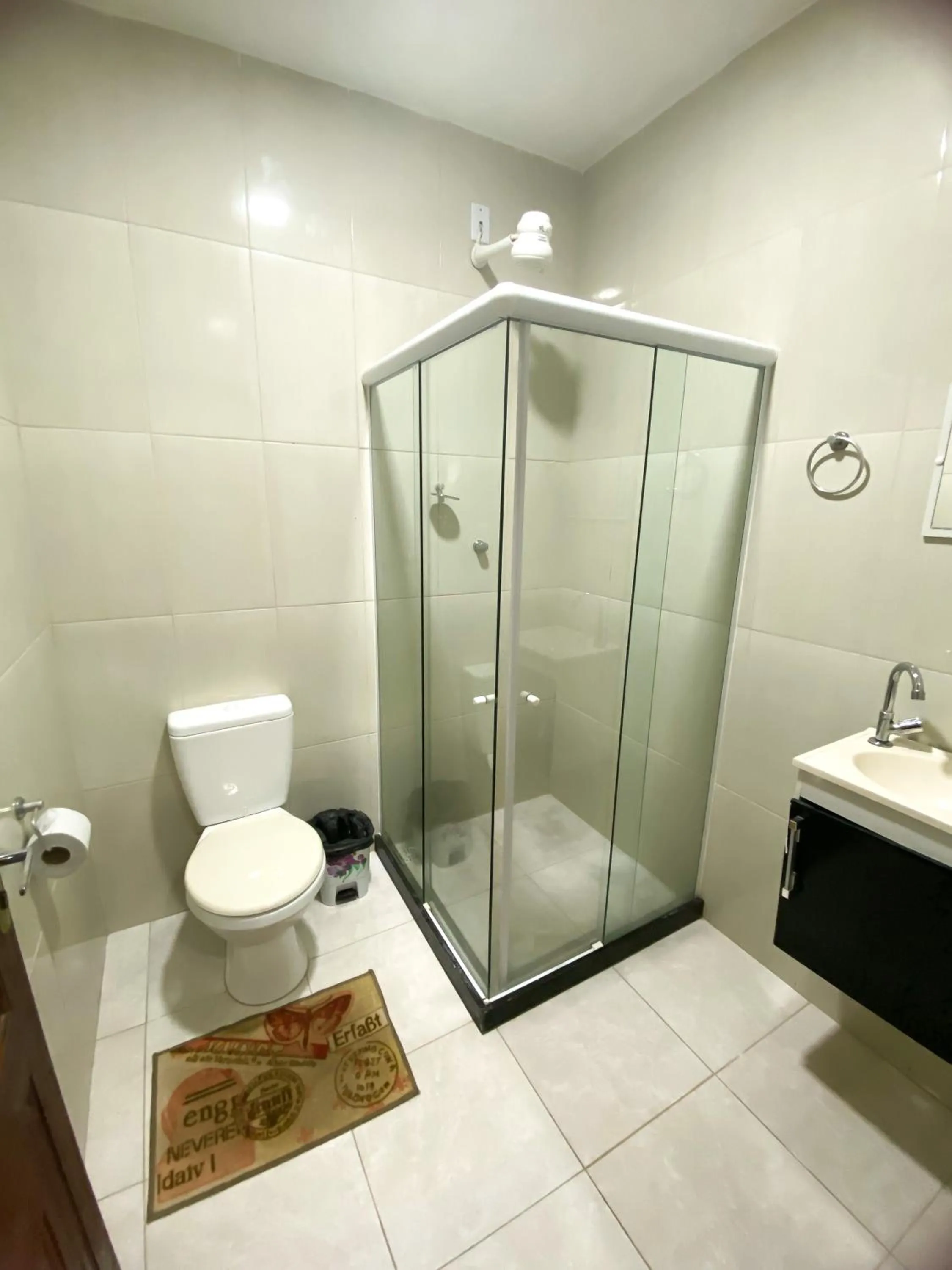 Shower in Pousada Village Rio Centro