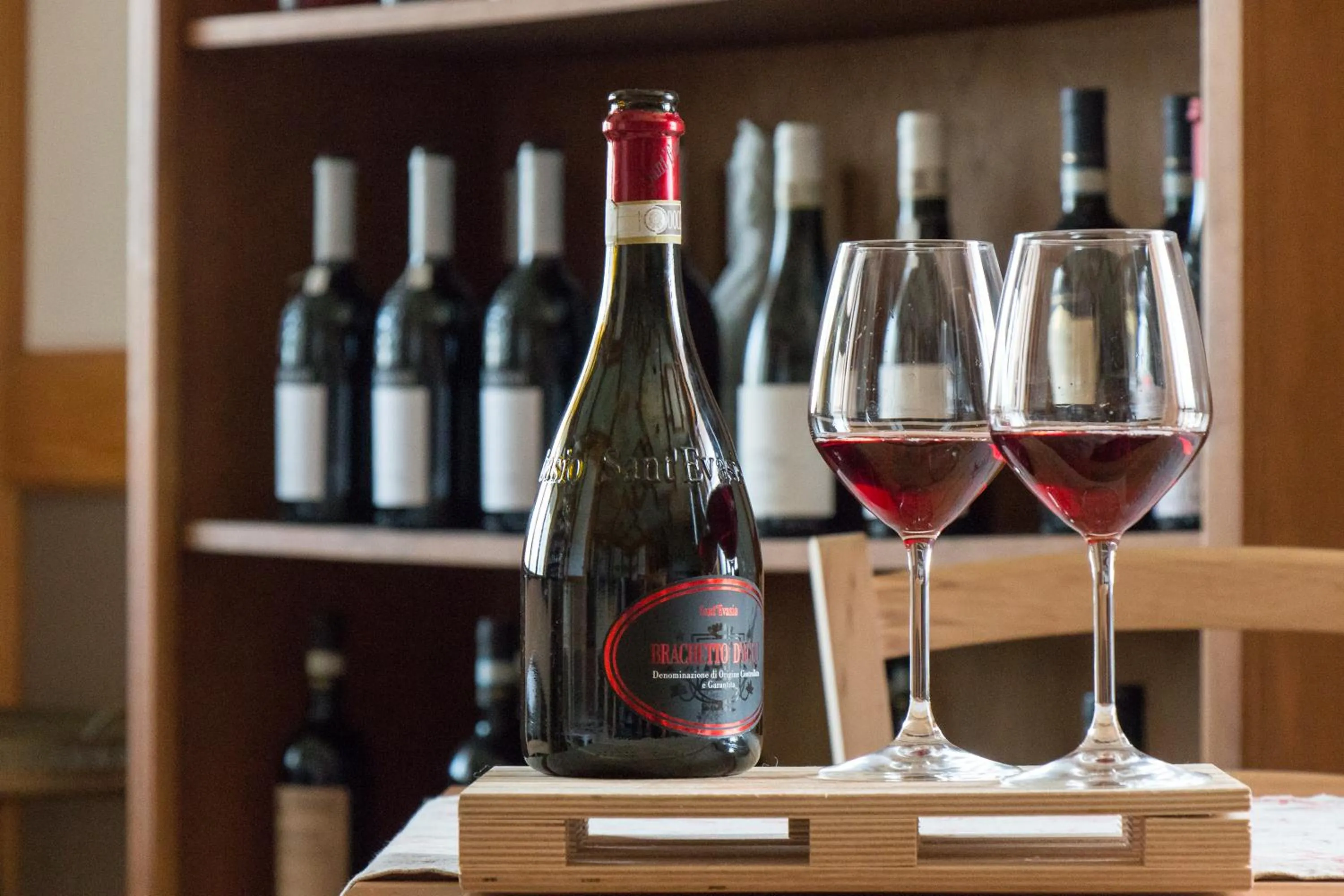 Alcoholic drinks in Villa Boninsegna - Wine Enoteca Verdi -