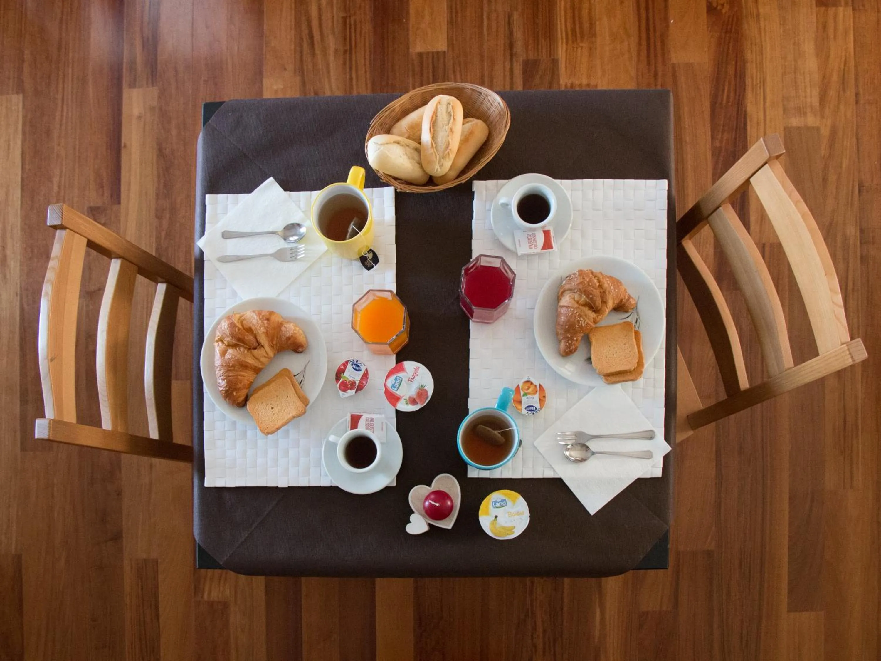 Breakfast in Villa Boninsegna - Wine Enoteca Verdi -