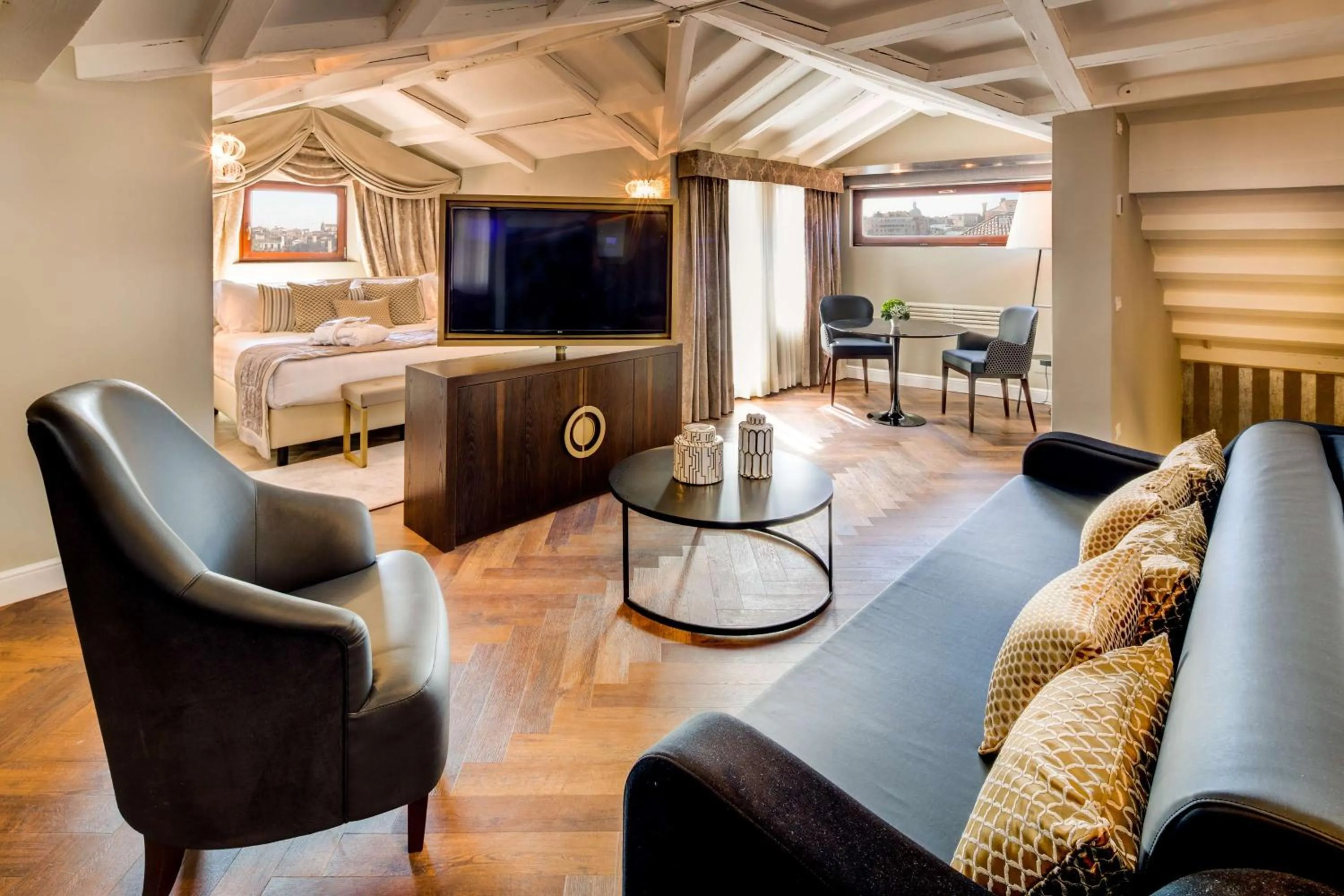 Photo of the whole room in BW Premier Collection CHC Continental