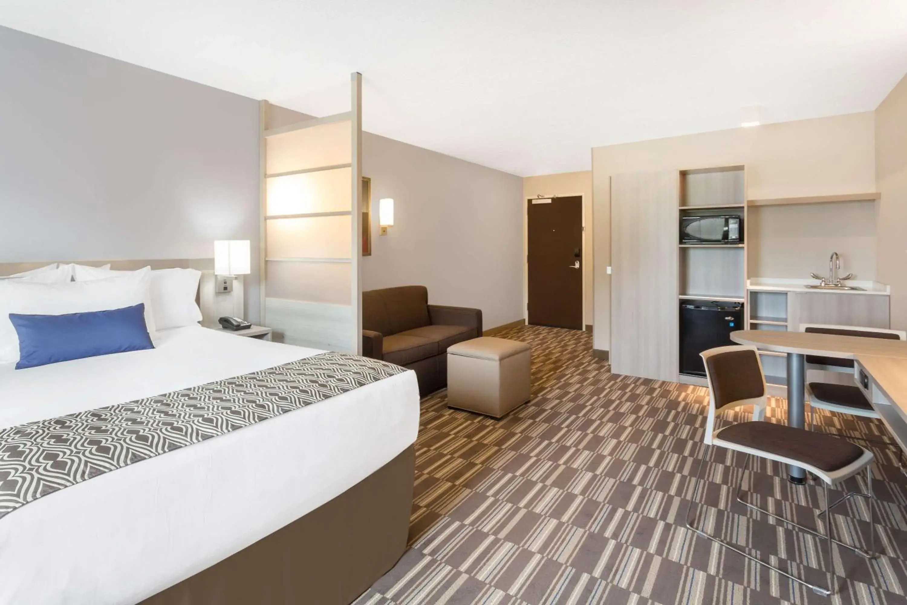 Photo of the whole room, Bed in Microtel Inn & Suites by Wyndham Springville Photo of the whole room, Bed in Microtel Inn & Suites by Wyndham Springville