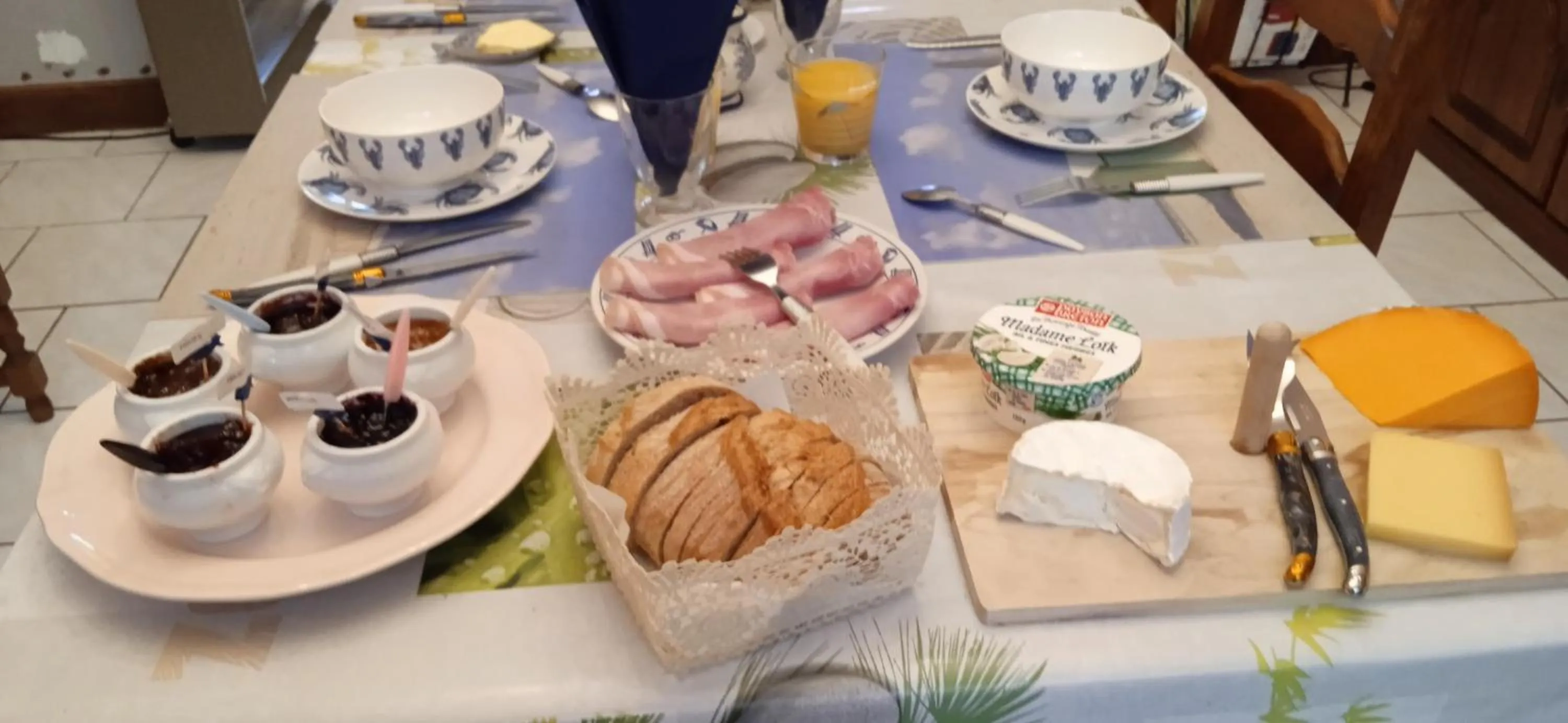 Breakfast in L Imperatrice