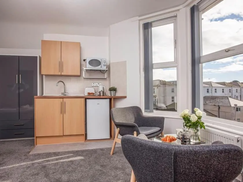 Kitchen or kitchenette in Bedford Holiday Apartments