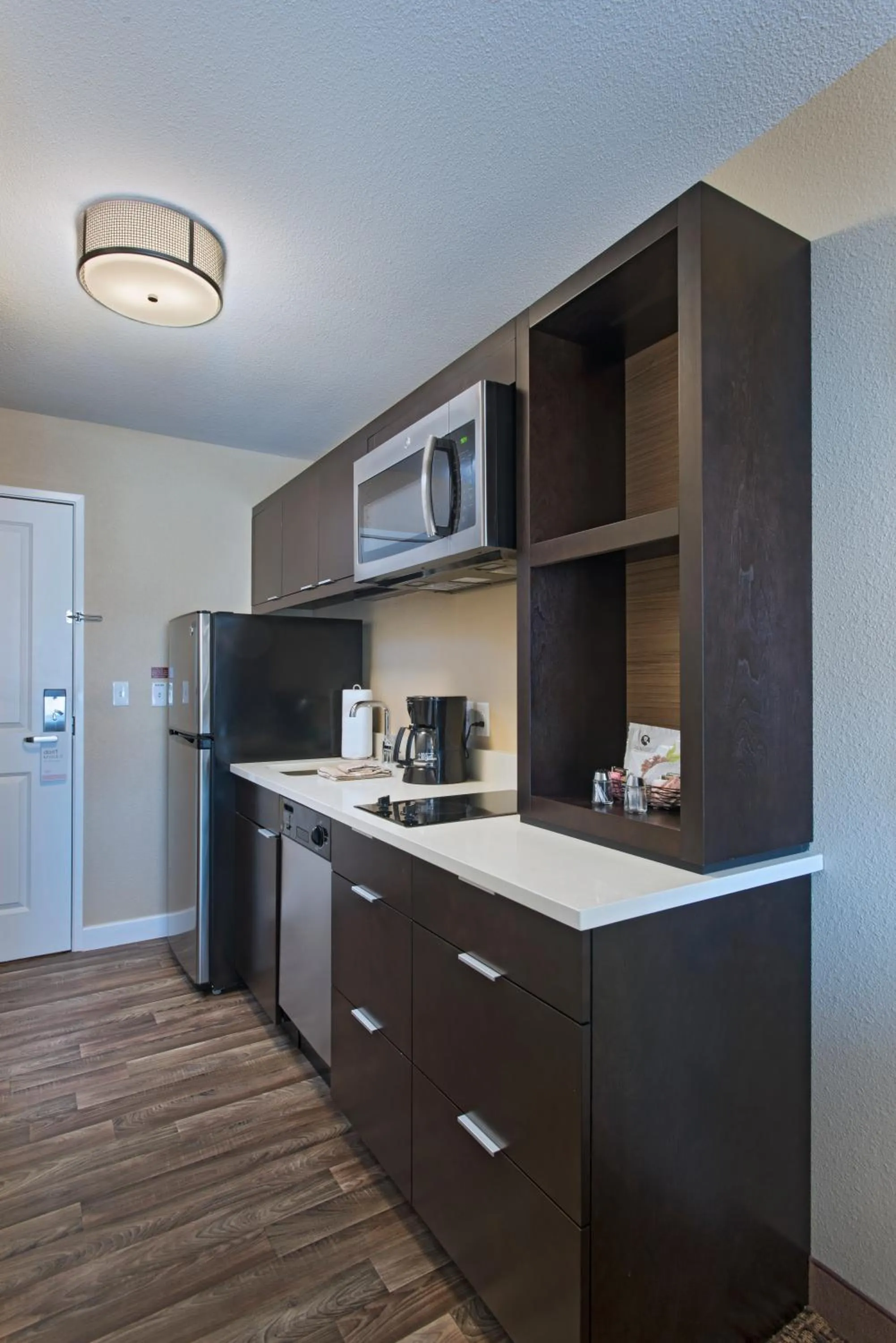 kitchen in TownePlace Suites by Marriott Columbia