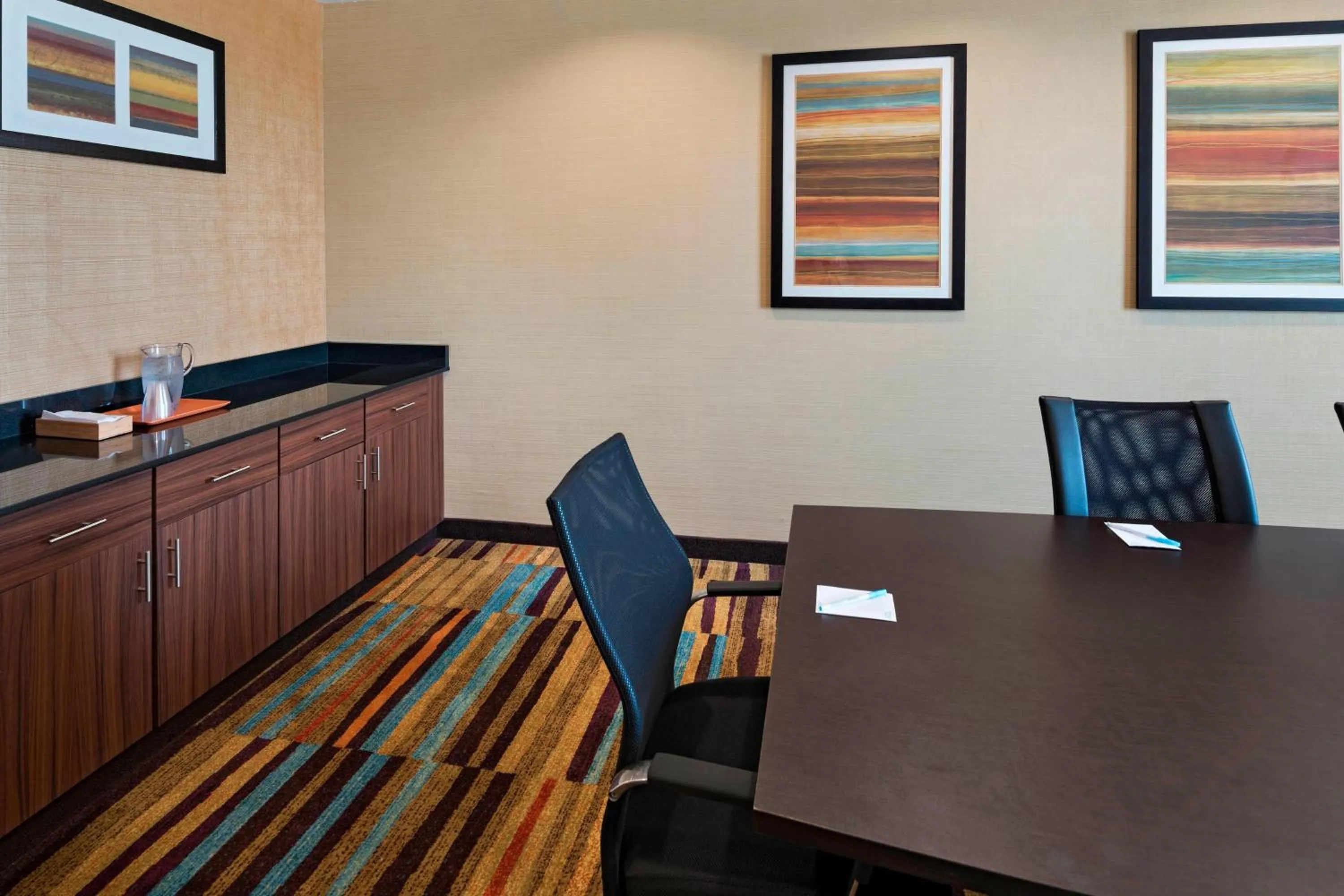 Meeting/conference room in Fairfield Inn & Suites by Marriott Dublin
