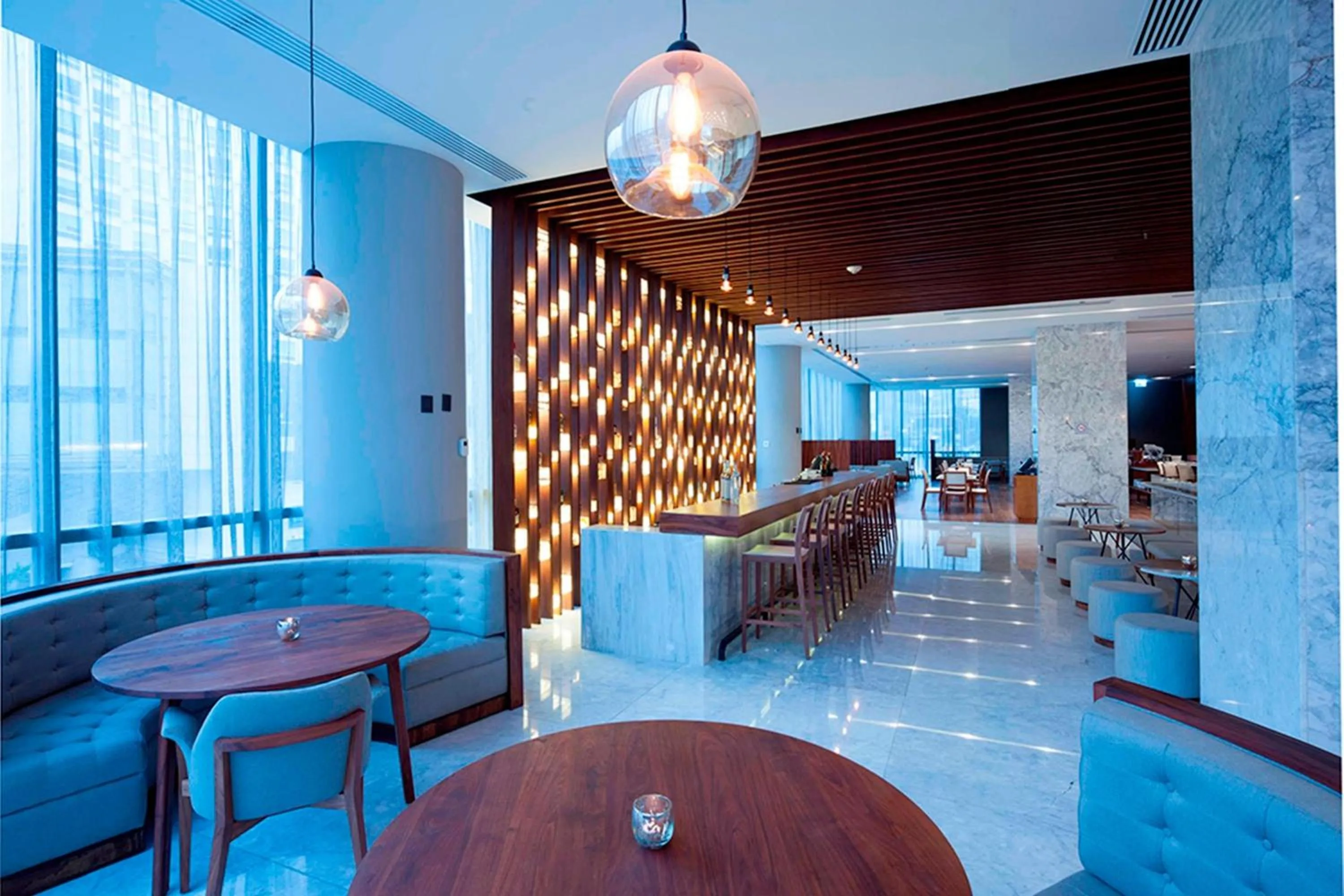 Lounge or bar in AC Hotel by Marriott Santa Fe