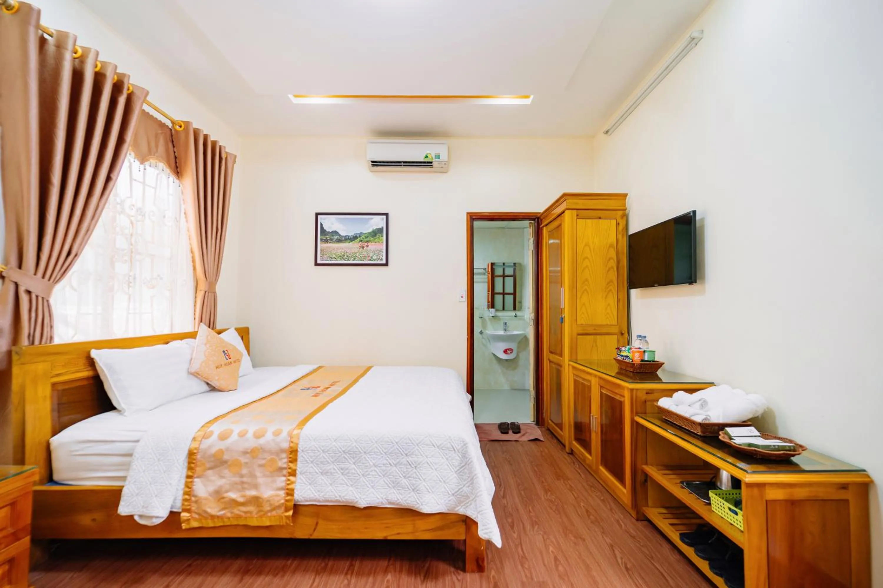 Bed in Huy Hoan Hotel