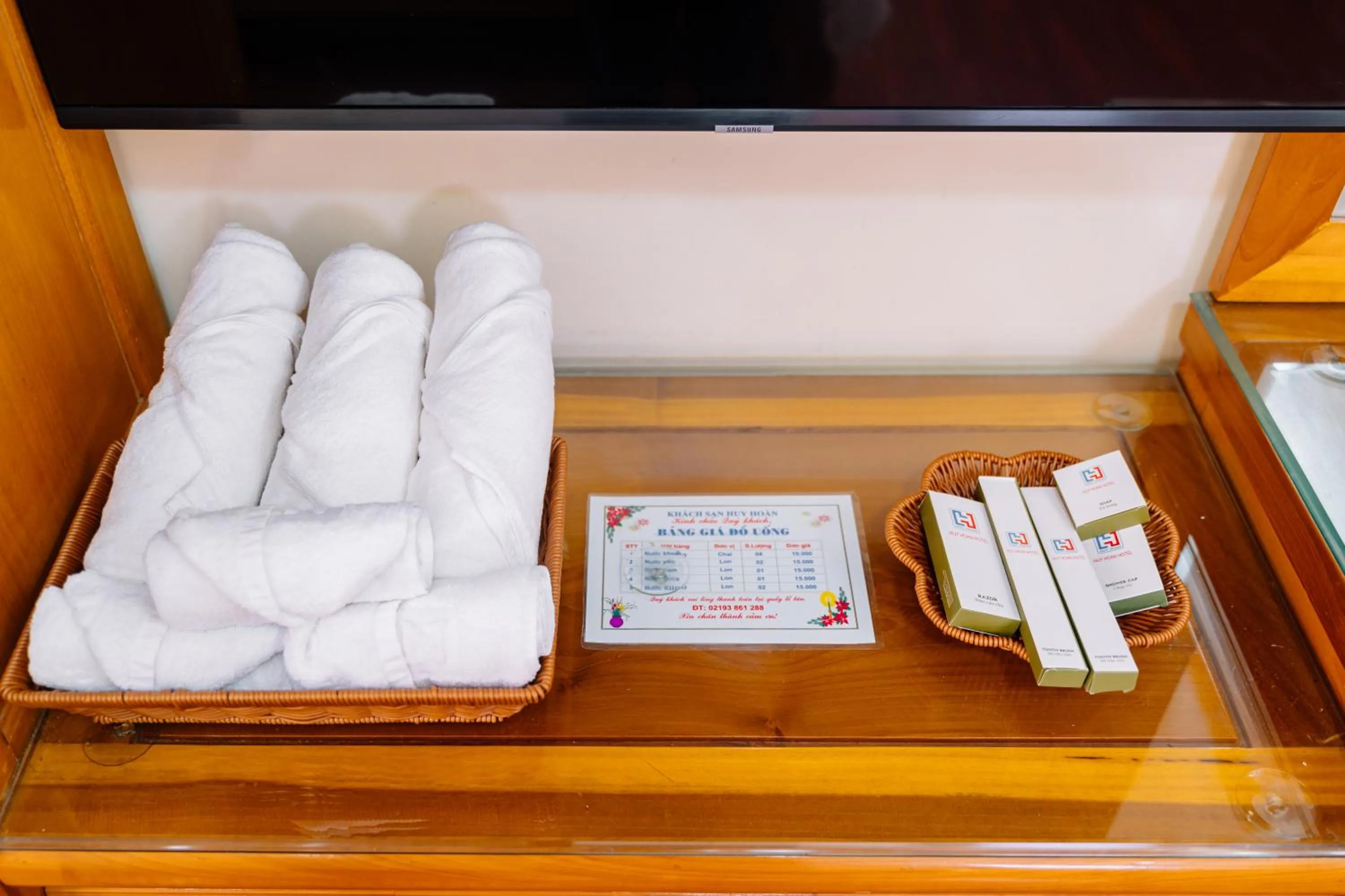 Huy Hoan Hotel