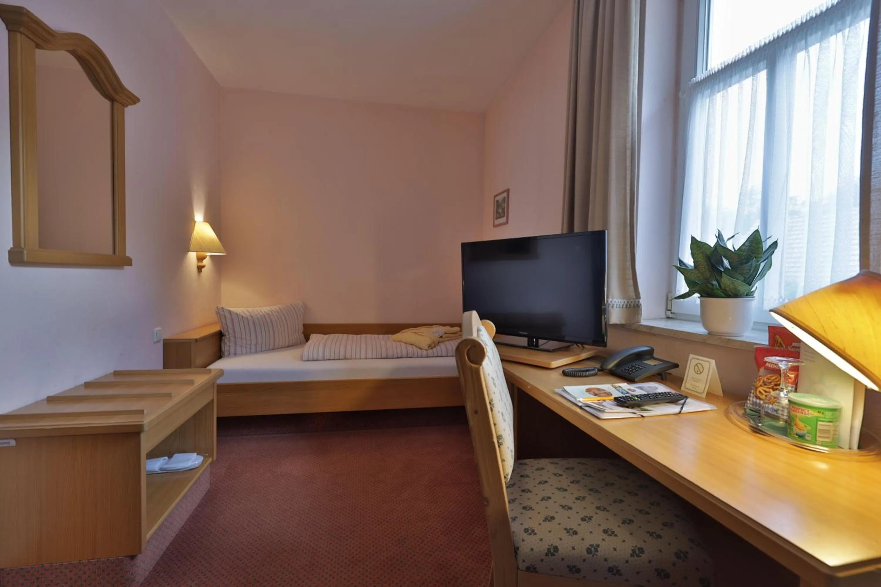 Photo of the whole room, Bed in Hotel Hammermühle