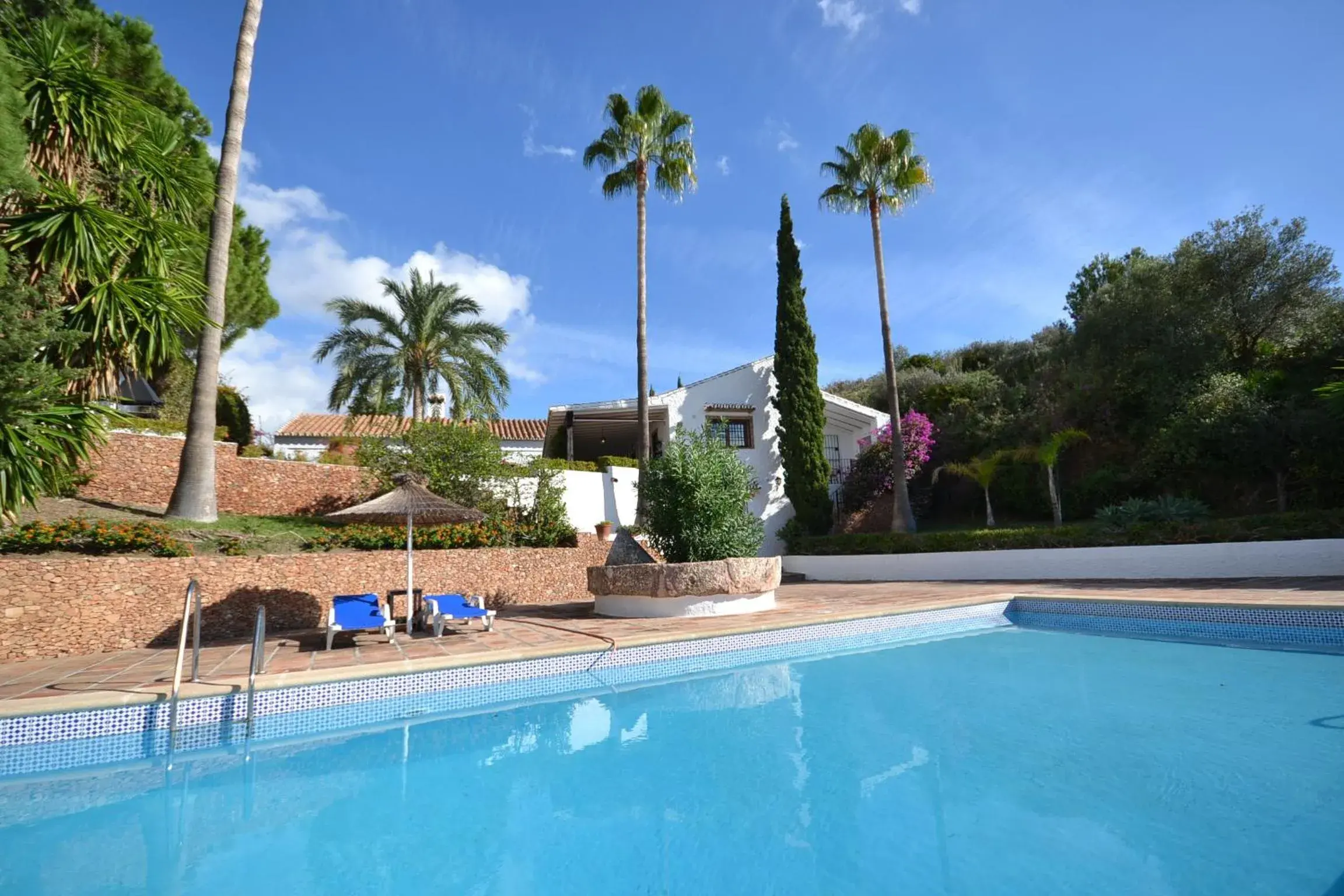 VILLA EL MOLINO Menyber VILLA EL MOLINO Menyber