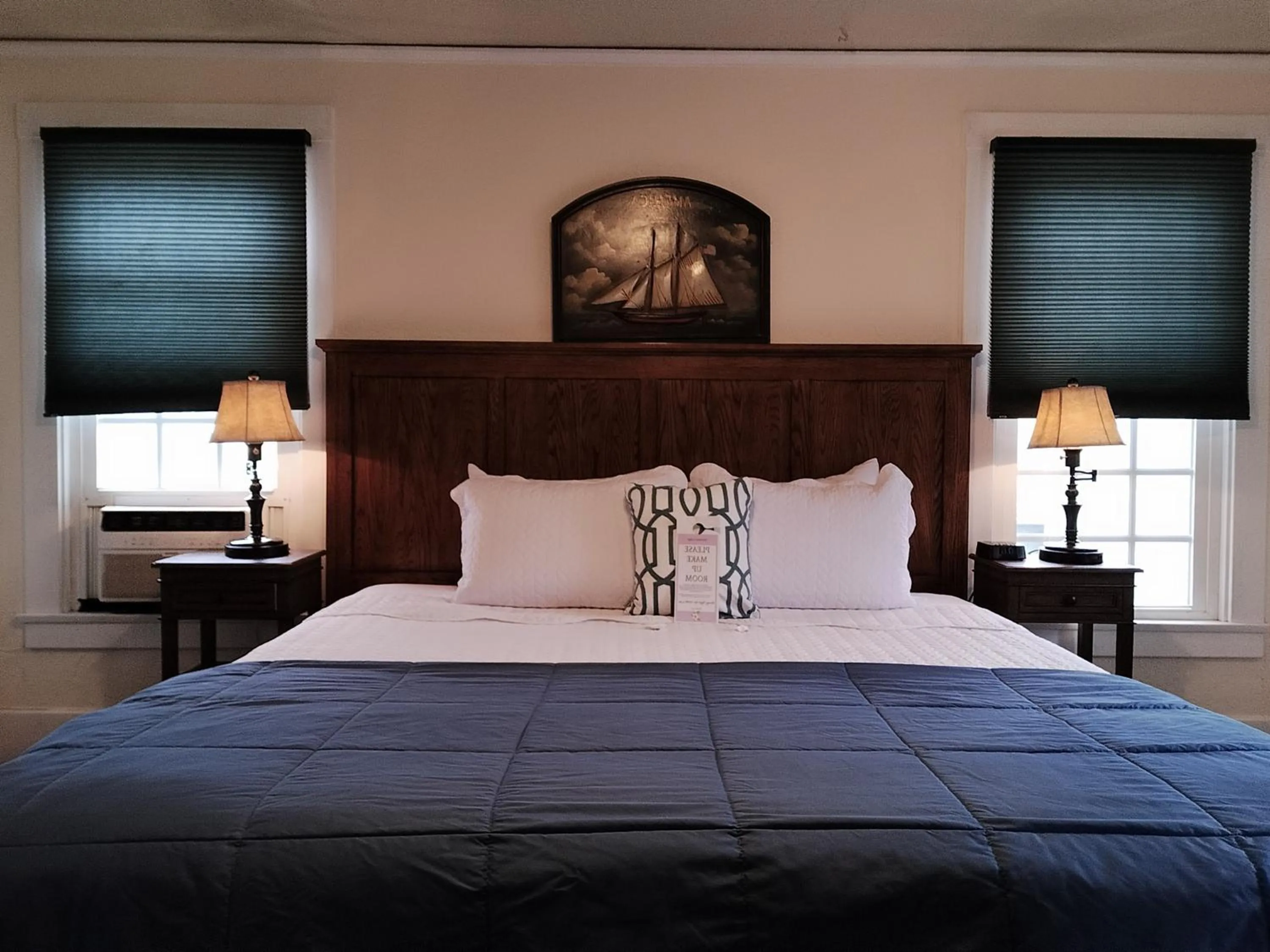 Bed in Cherokee Lodge