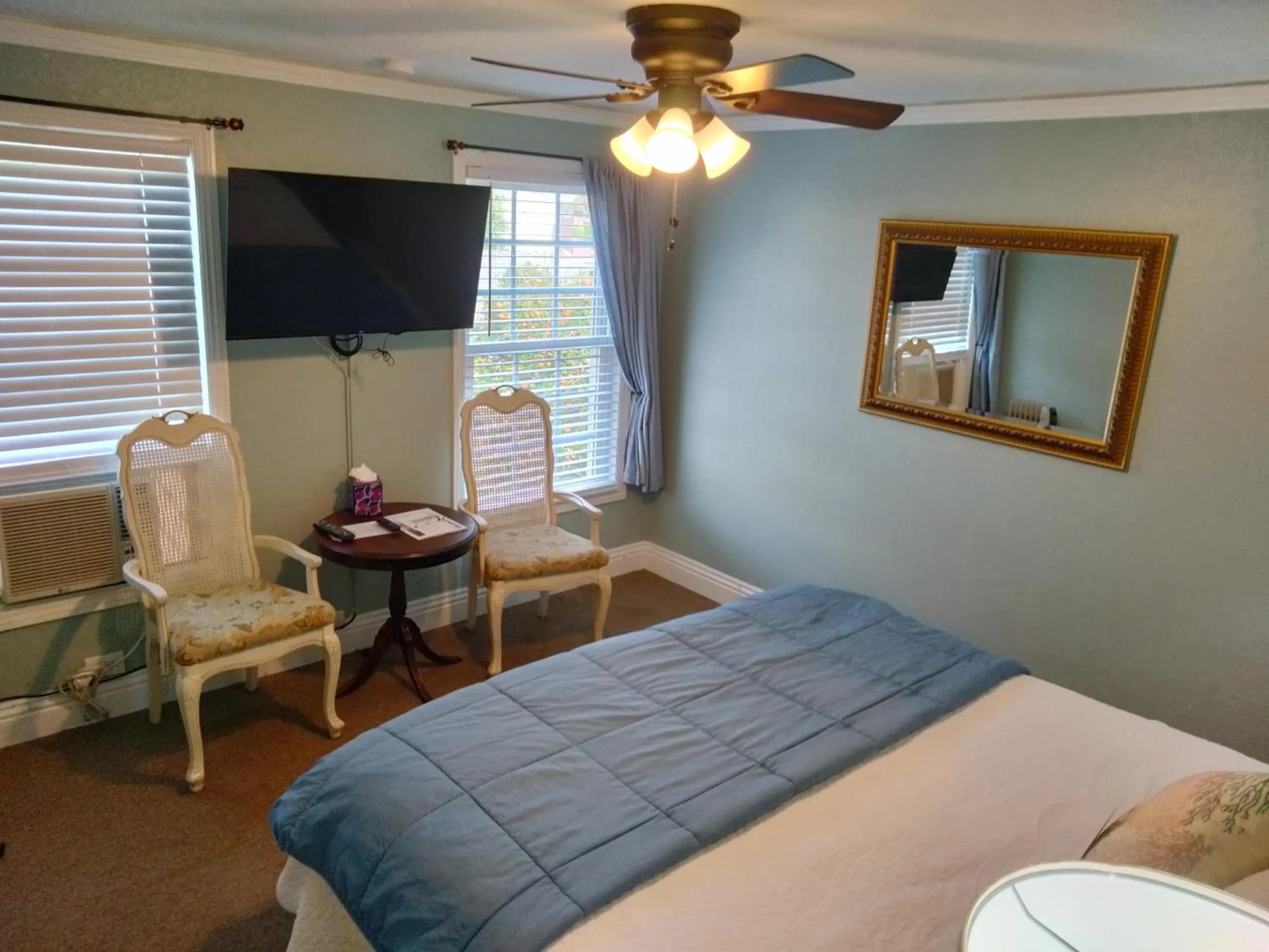 Bed in Cherokee Lodge