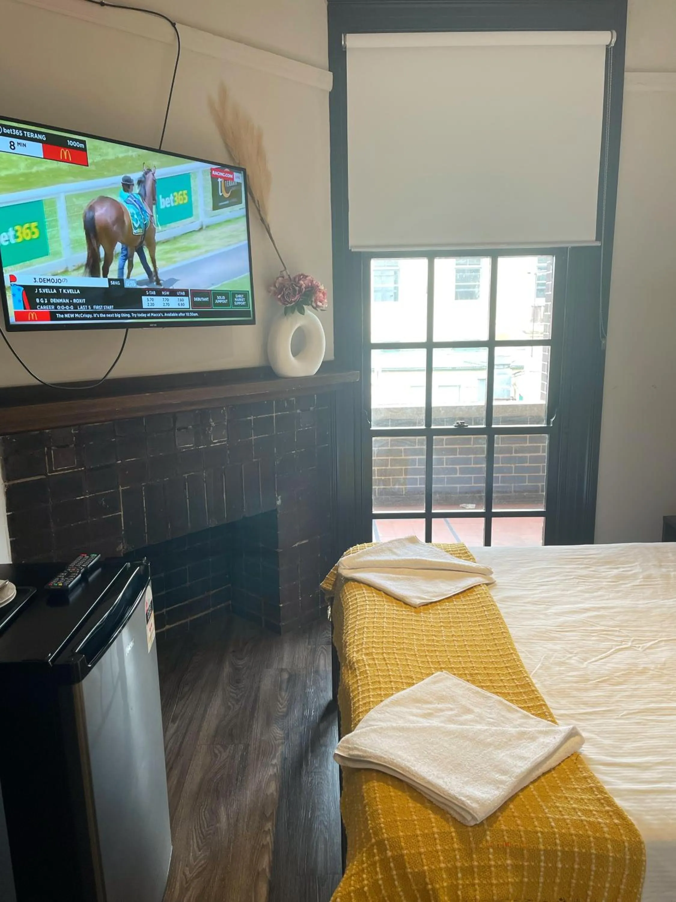 Bed in The Lansdowne Hotel