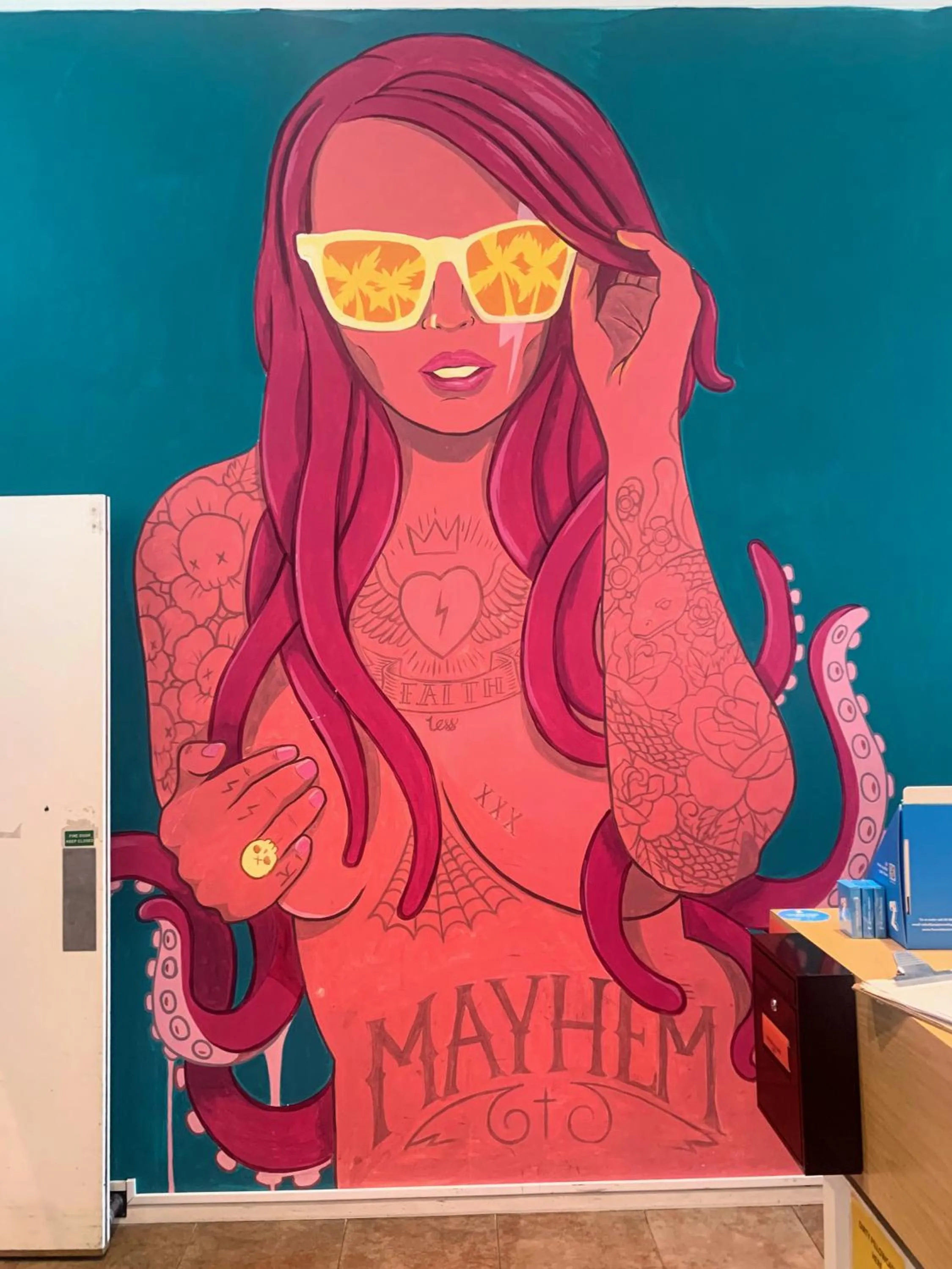 Property building in Metro Adventurer Backpackers