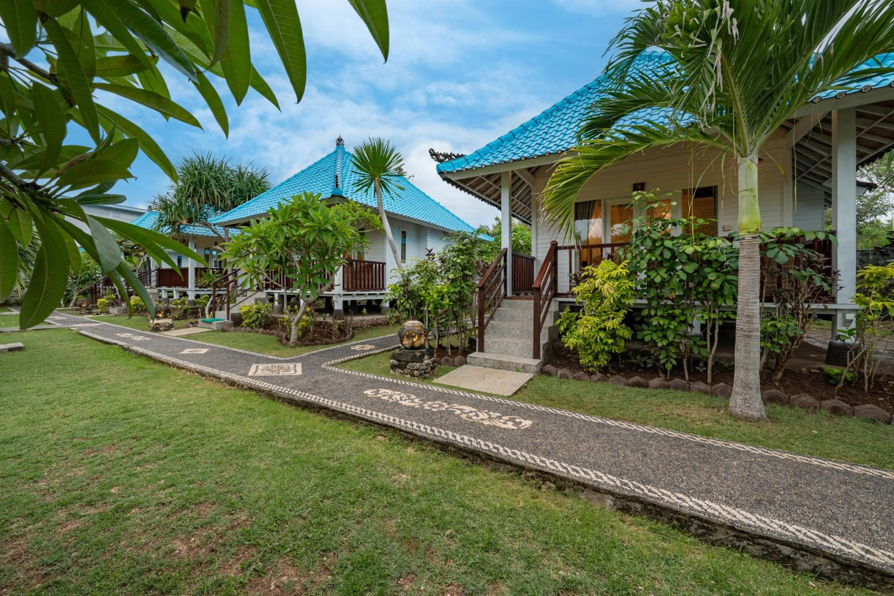 Property building in The Cubang Hut's Lembongan
