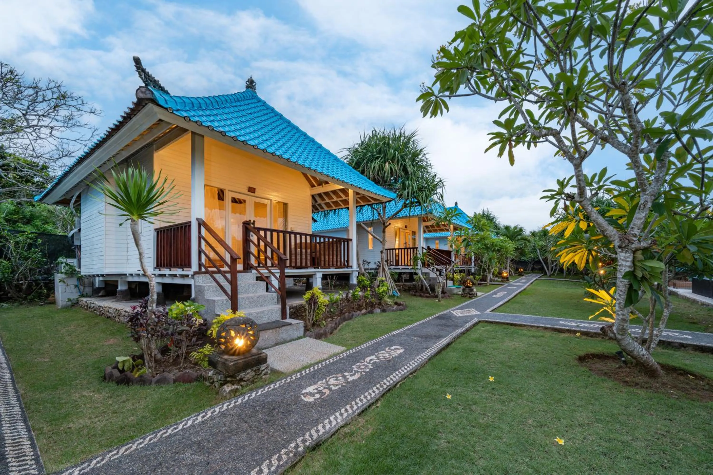 Natural landscape in The Cubang Hut's Lembongan