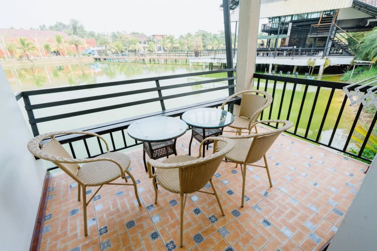 Lamphurai Riverside Resort and Spa