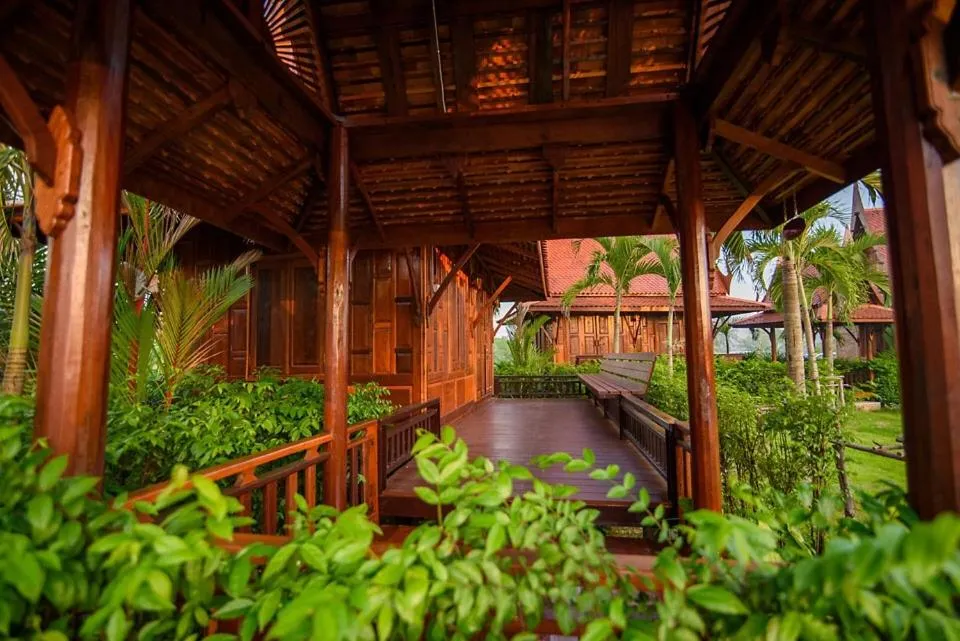 Lamphurai Riverside Resort and Spa