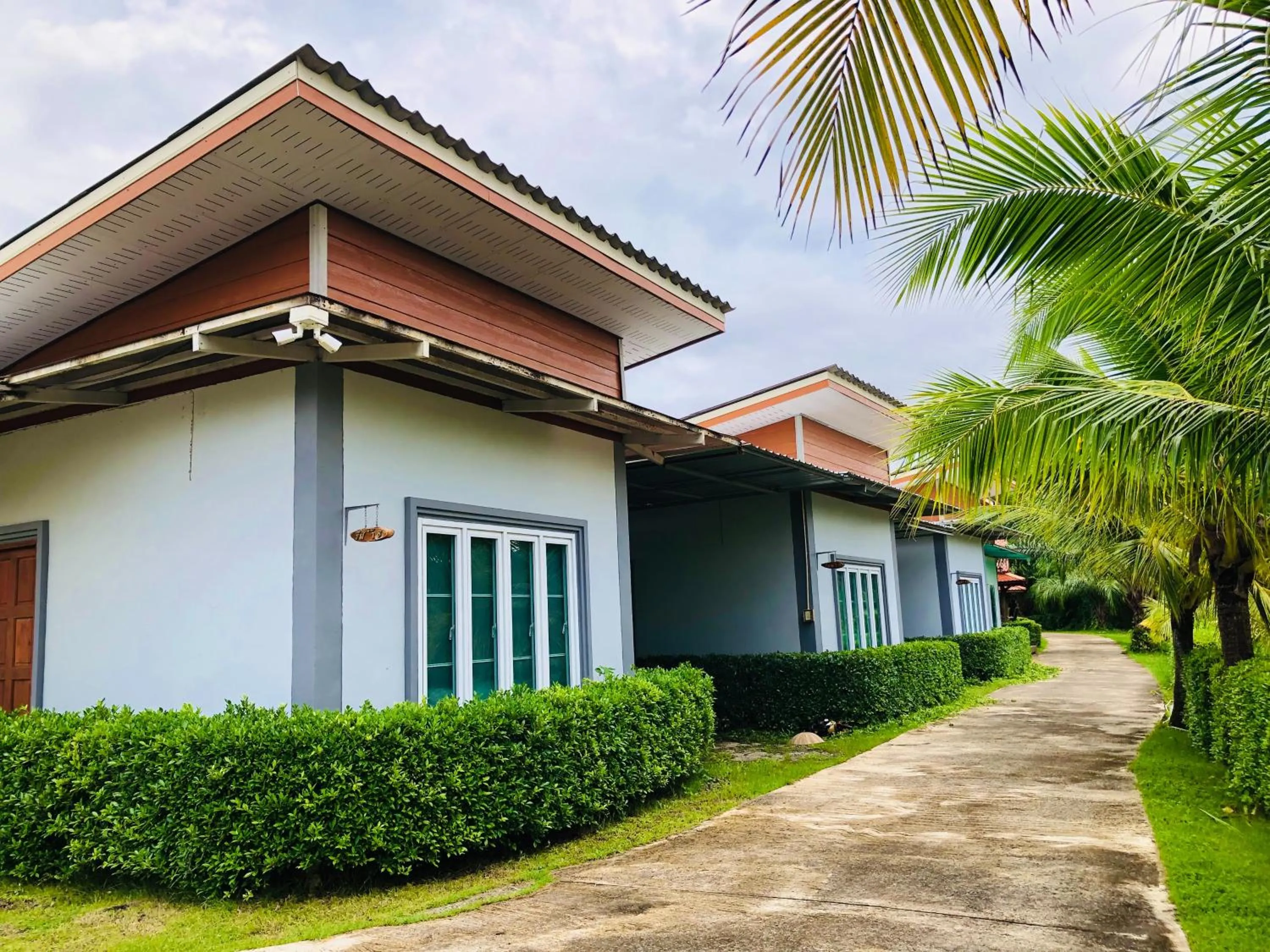 Lamphurai Riverside Resort and Spa