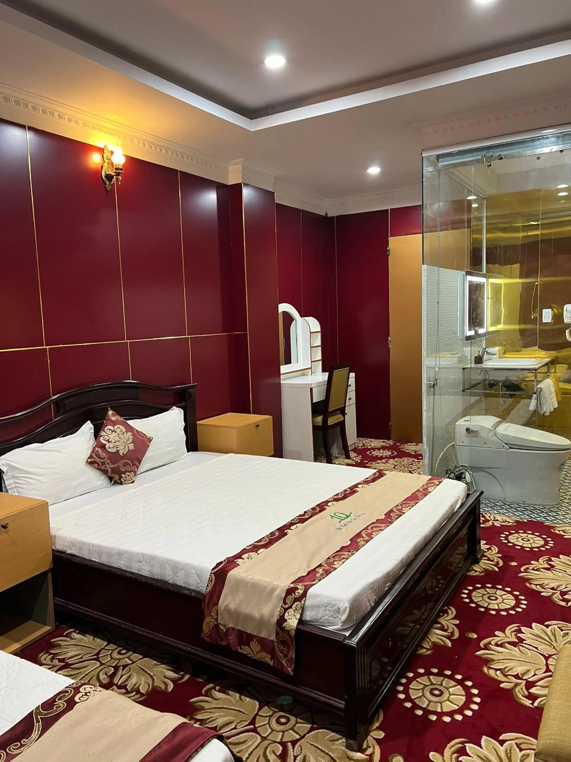 Bed in Nhat Quy Hotel