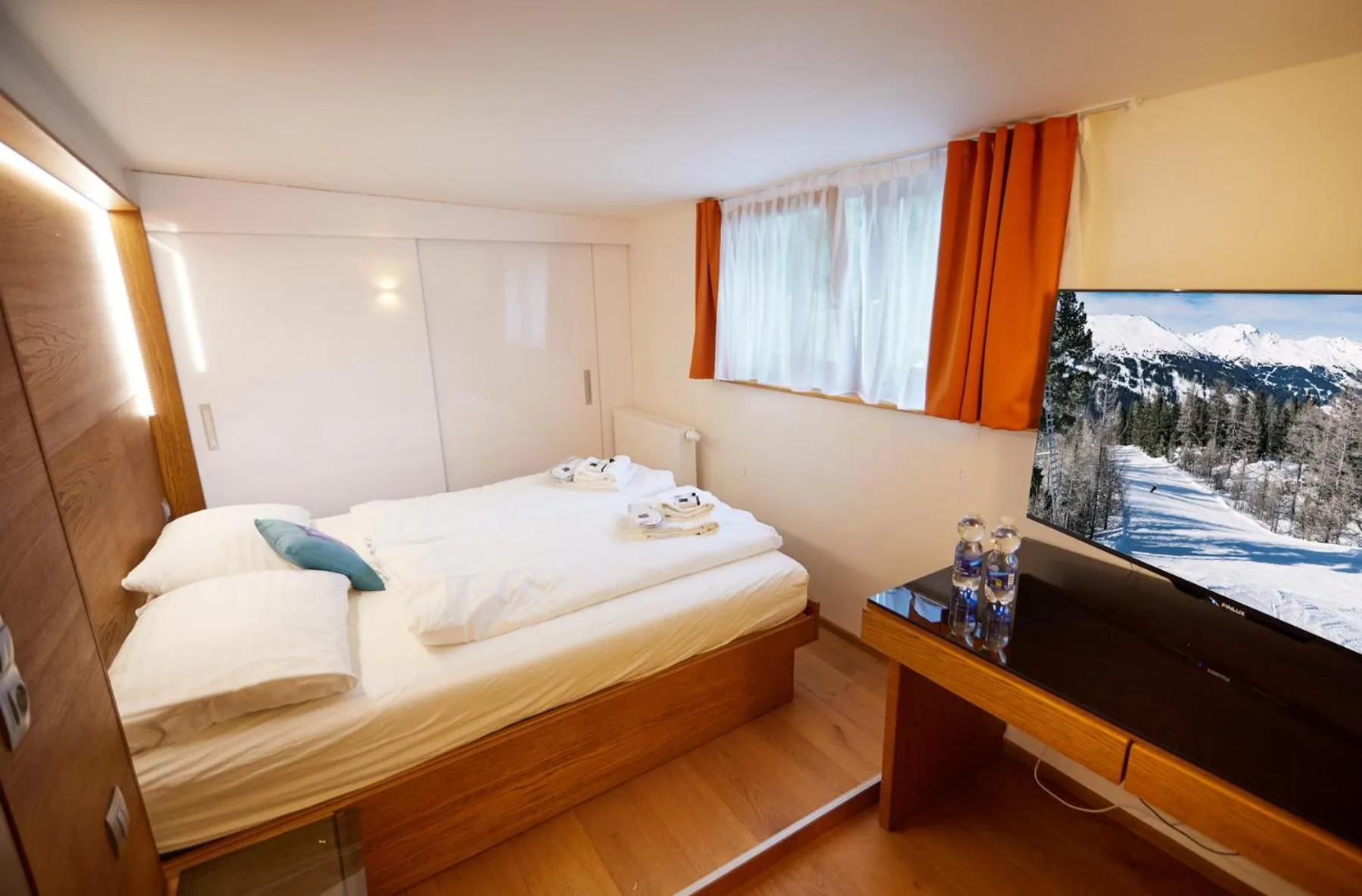 Bed in Residence AlpenHeart