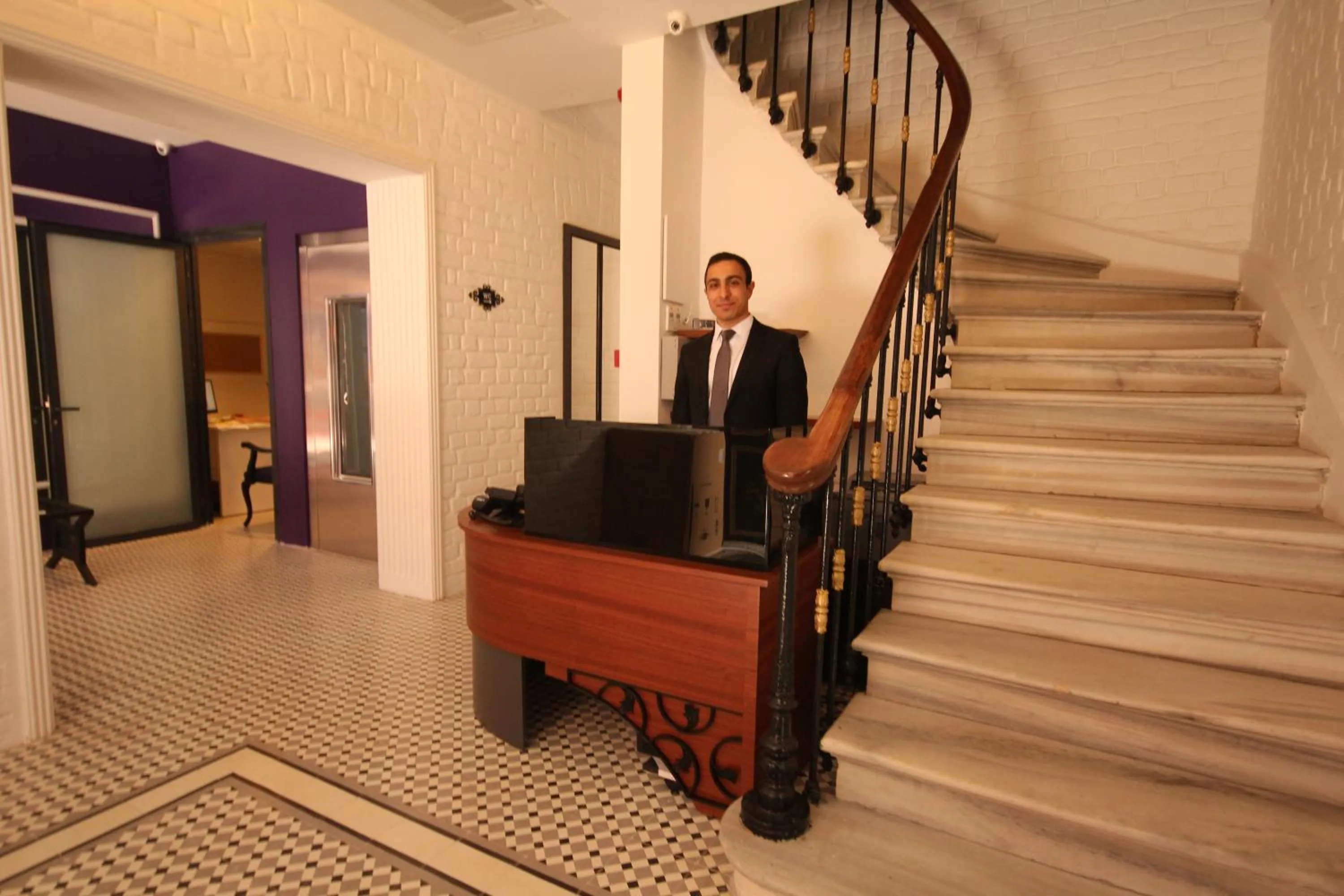 Lobby or reception in Hotel Naumpasa Konagi