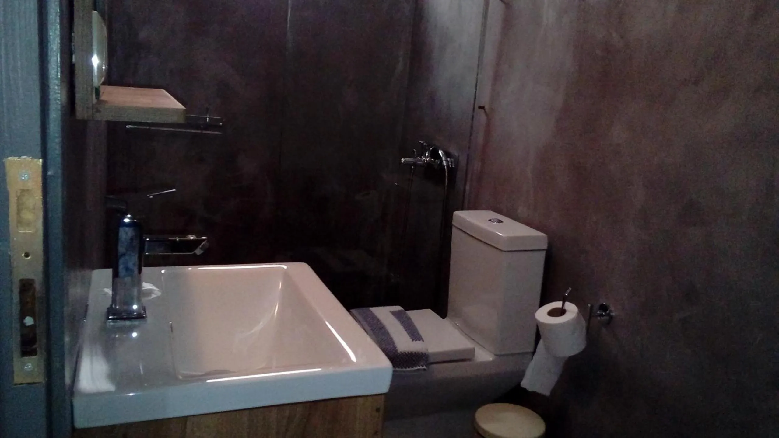 Beloni Apartments and Studios