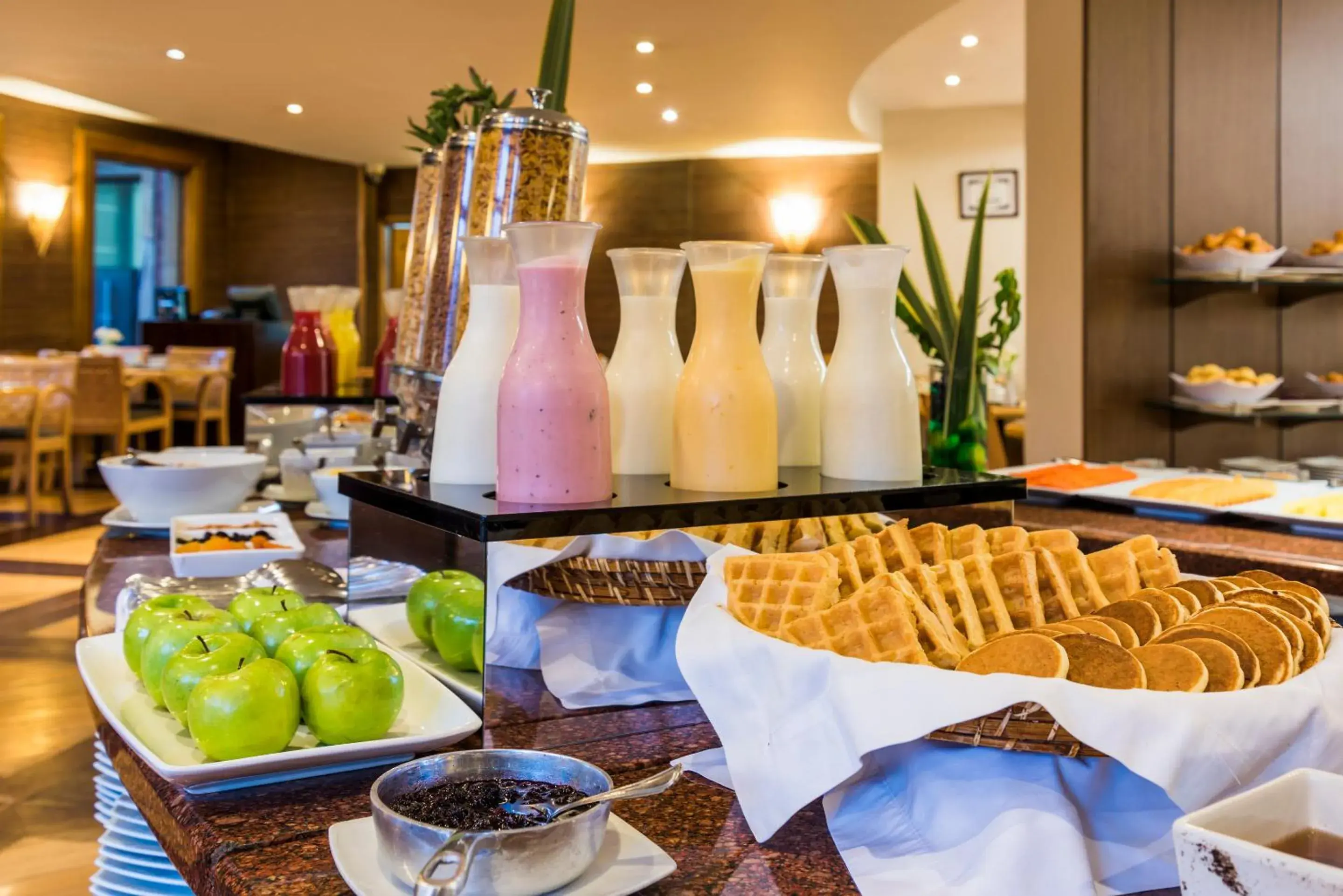 Restaurant/places to eat in Cosmos 100 Hotel & Centro de Convenciones - Hoteles Cosmos Restaurant/places to eat in Cosmos 100 Hotel & Centro de Convenciones - Hoteles Cosmos