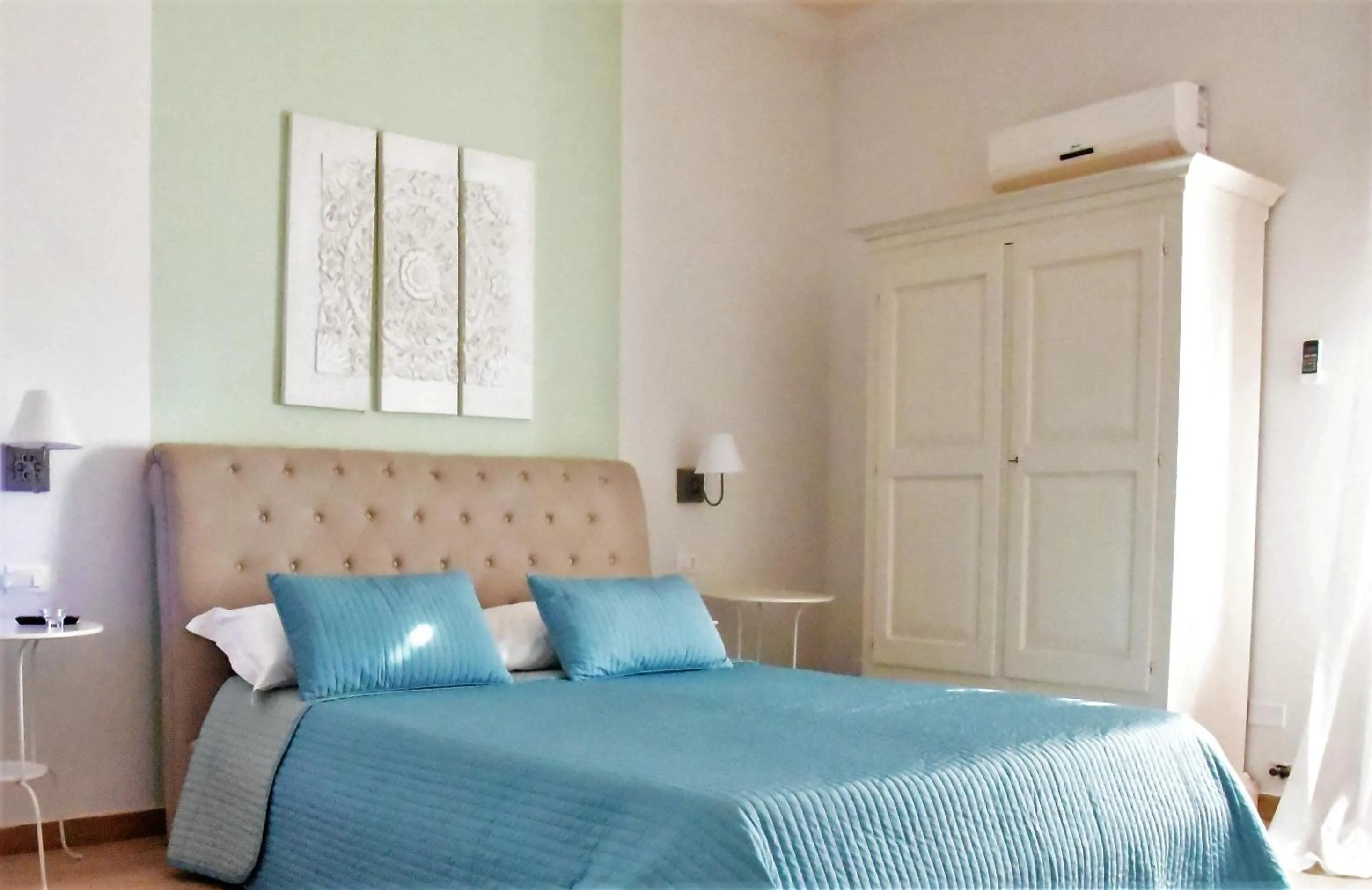 Comfort Triple Room in Simonetta's Rooms